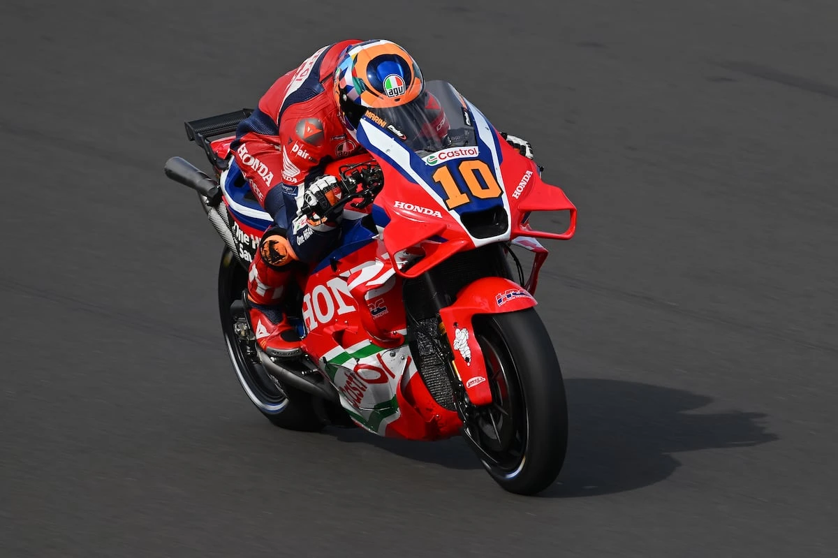 Luca Marini, el hermano de Valentino Rossi, se lesiona de gravedad en una prueba en Suzuka
