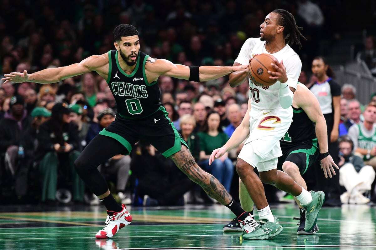 Los Celtics acribillan a los Cavaliers y rompen su racha triunfal de 15 victorias