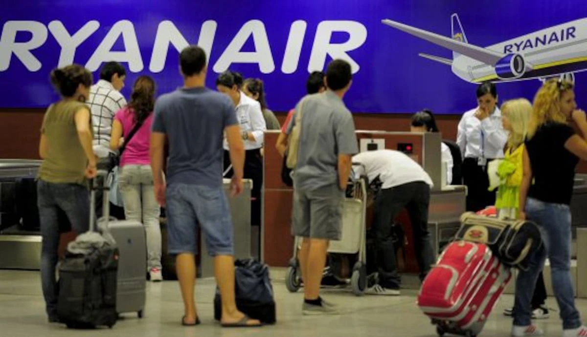 La Eurocámara insiste en que el viajero pueda subir el equipaje de mano a un avión sin sobrecoste