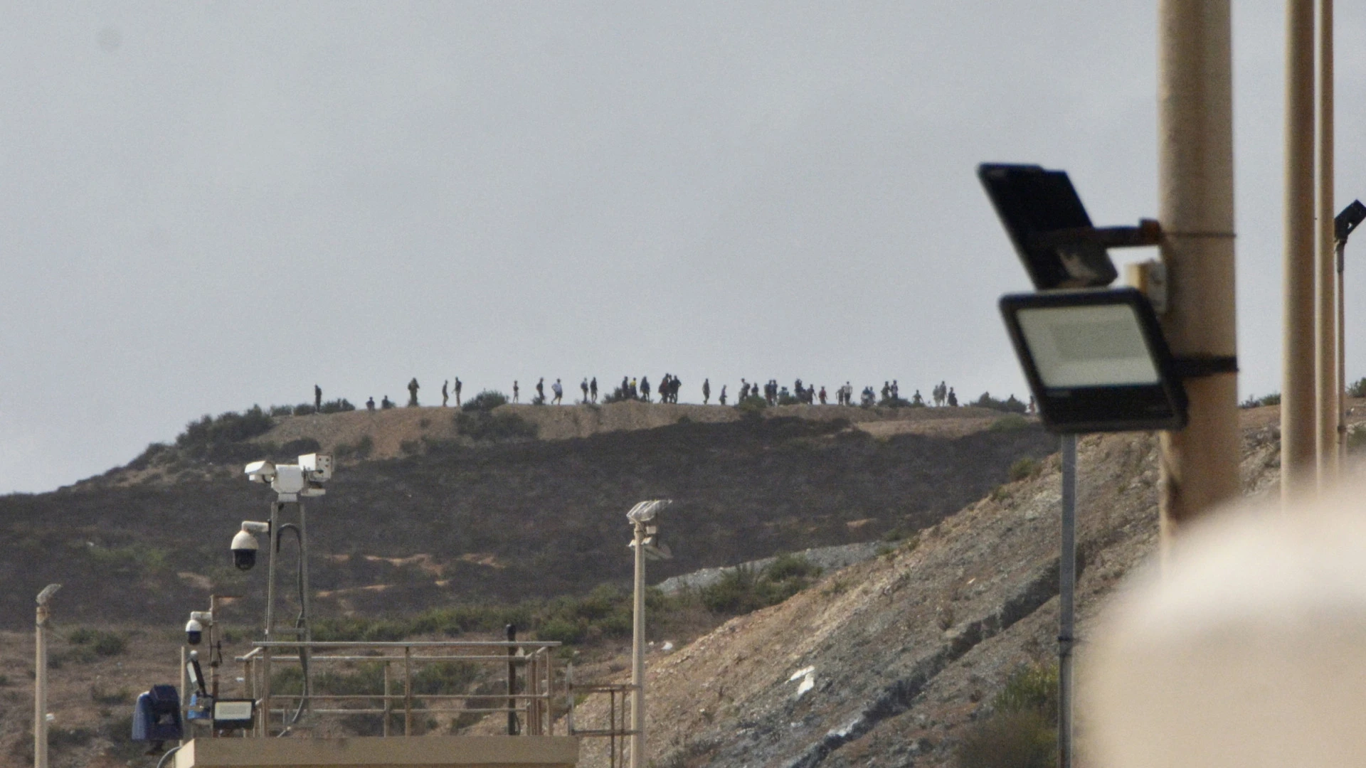 Detenidos el patrón y uno de los tripulantes de una embarcación pesquera que pretendía dejar en la costa de Ceuta a 6 migrantes marroquíes