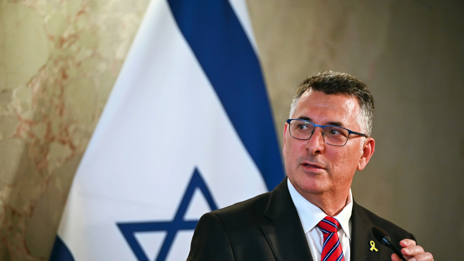 Israel reprocha que Sánchez animara a los manifestantes de la Vuelta y tacha de 