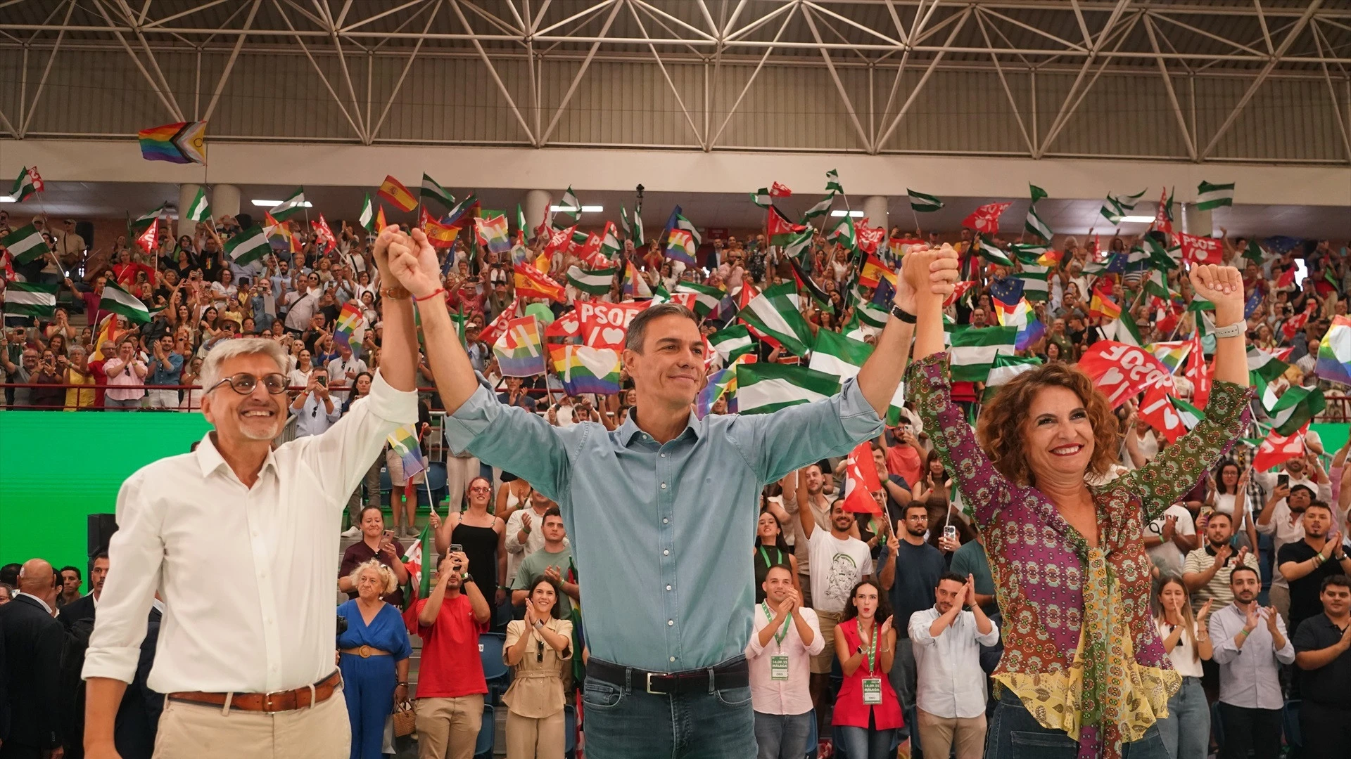 El presidente del Gobierno apoya las protestas propalestinas que están boicoteando la vuelta ciclista a España