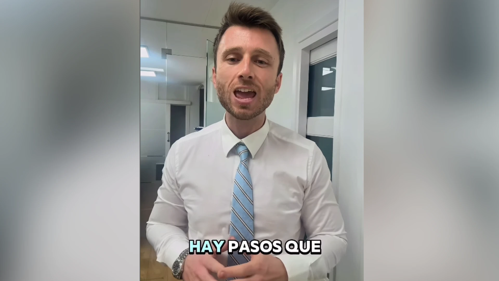 Víctor Arpa, abogado laboralista: 