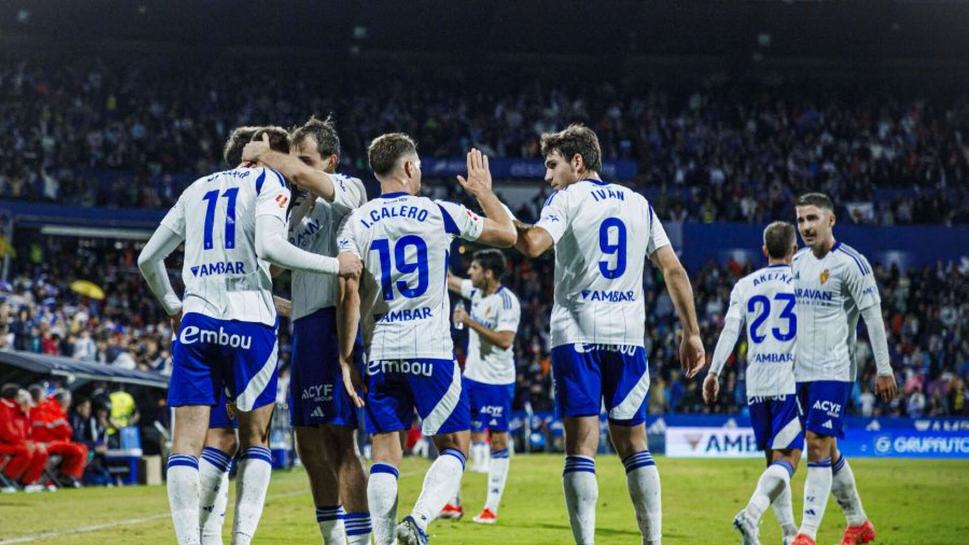 El Zaragoza inflige la primera derrota al Levante y se coloca líder provisional