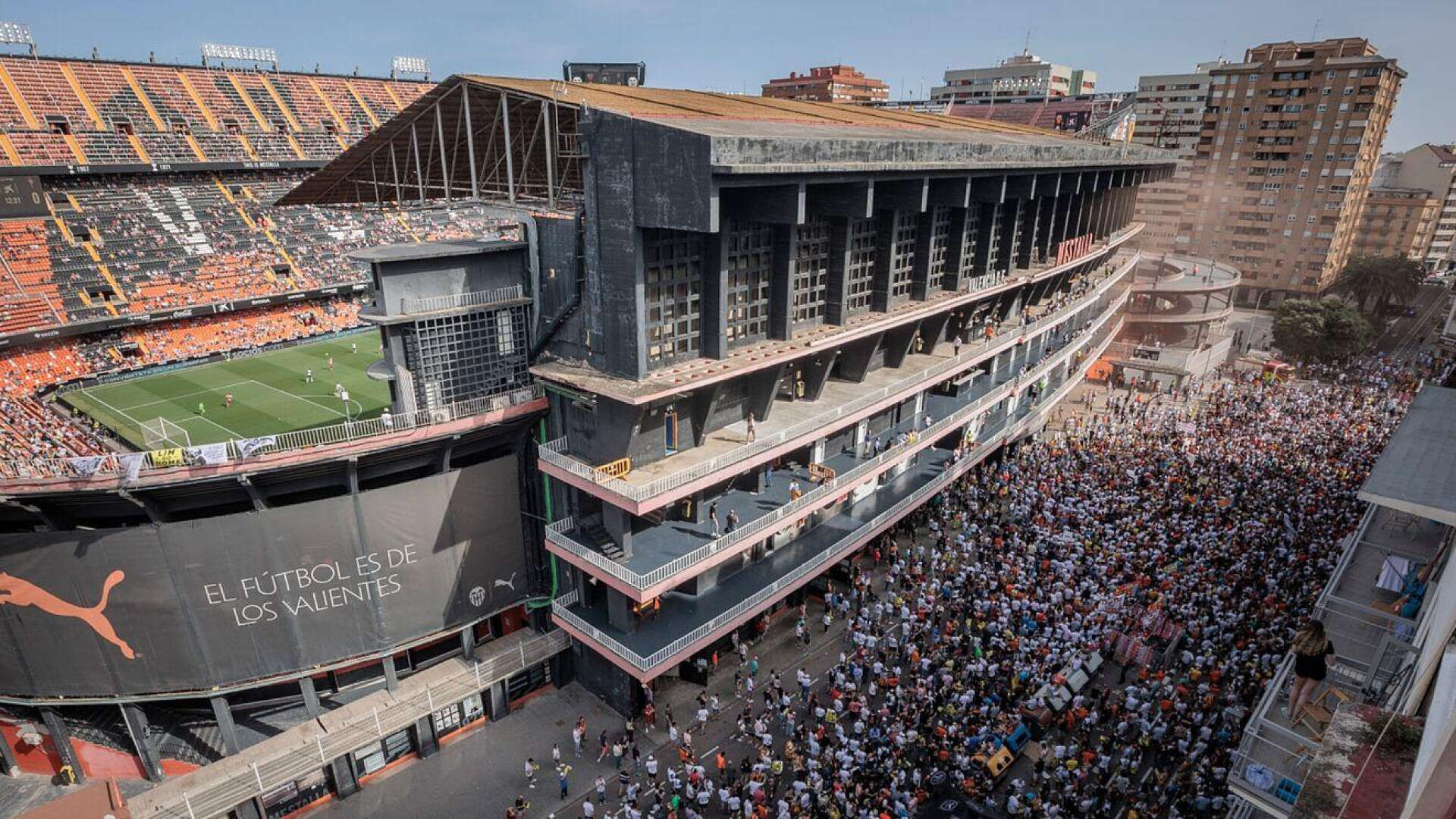 'Libertad VCF' propone vaciar Mestalla frente al Real Madrid los primeros 19 minutos en vez de todo el partido