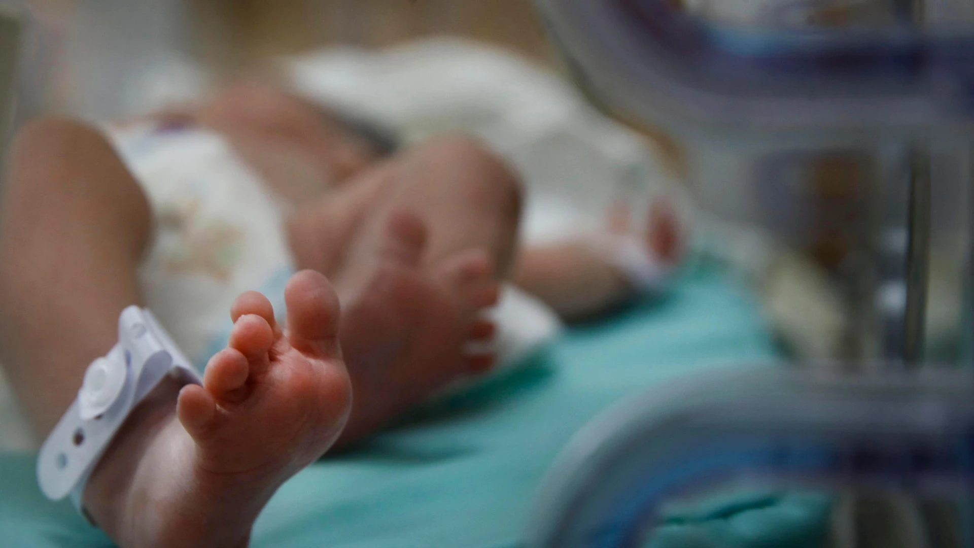 Los nacimientos llegan a mínimos históricos en todo el mundo: las mujeres solo tienen un hijo de media