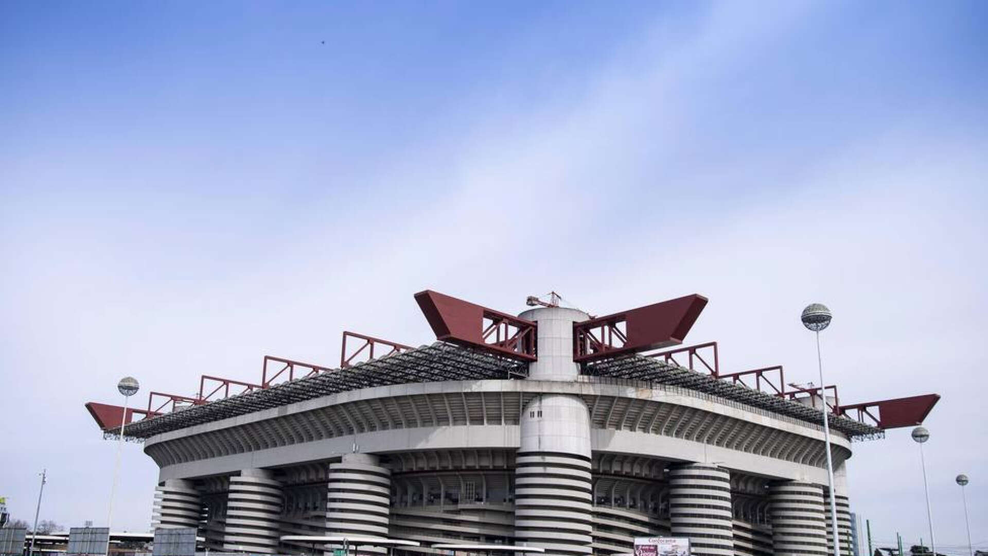 San Siro, descartado como sede de la final de la Liga de Campeones 2027