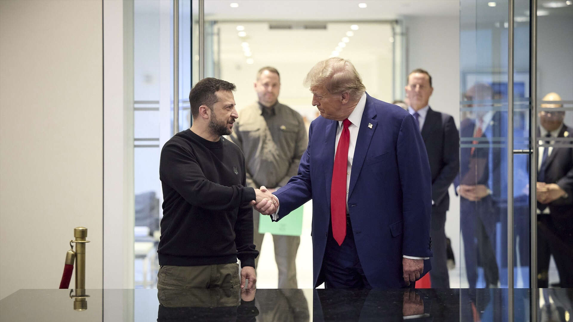 Zelenski confía en que el pacto con Trump sea un paso para tener garantías de seguridad