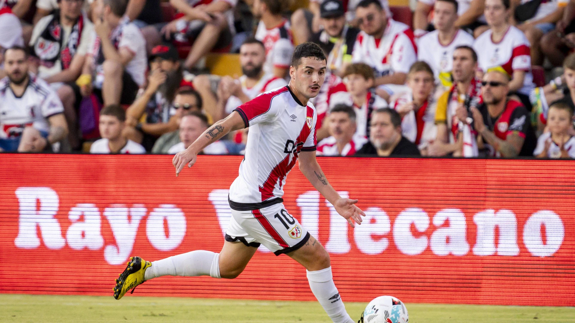 Camello fue expulsado en el Rayo - Sevilla por decirle a Gil Manzano 