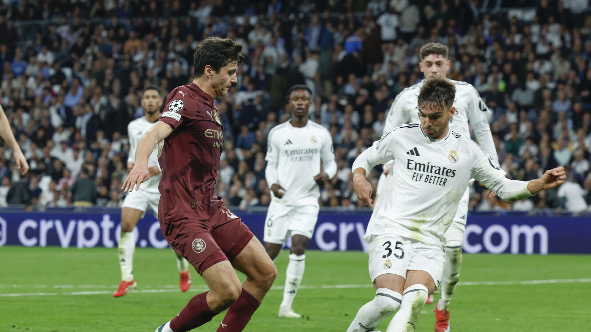 El Real Madrid, ante un posible cierre parcial del Bernabéu por el comportamiento discriminatorio de los aficionados durante el partido ante el City