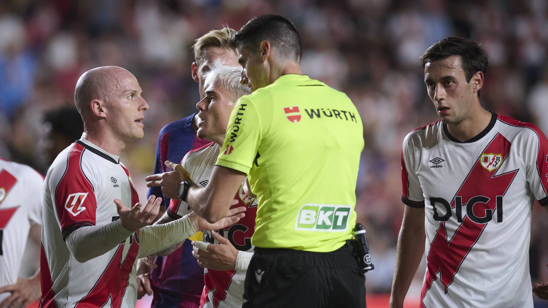 Mediapro echa la culpa al Rayo y dice que no hubo VAR porque no había electricidad