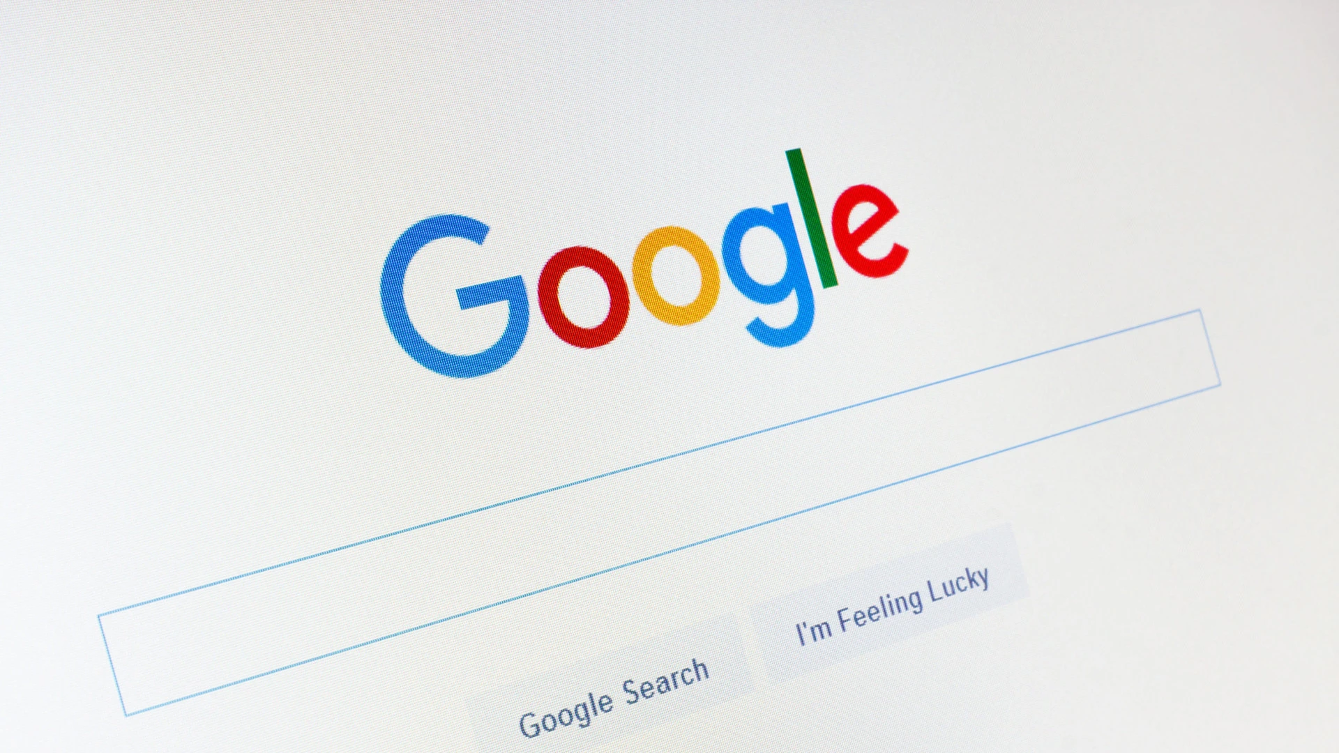 Si buscas en Google, ten cuidado con los anuncios falsos con los que pretenden hackearte