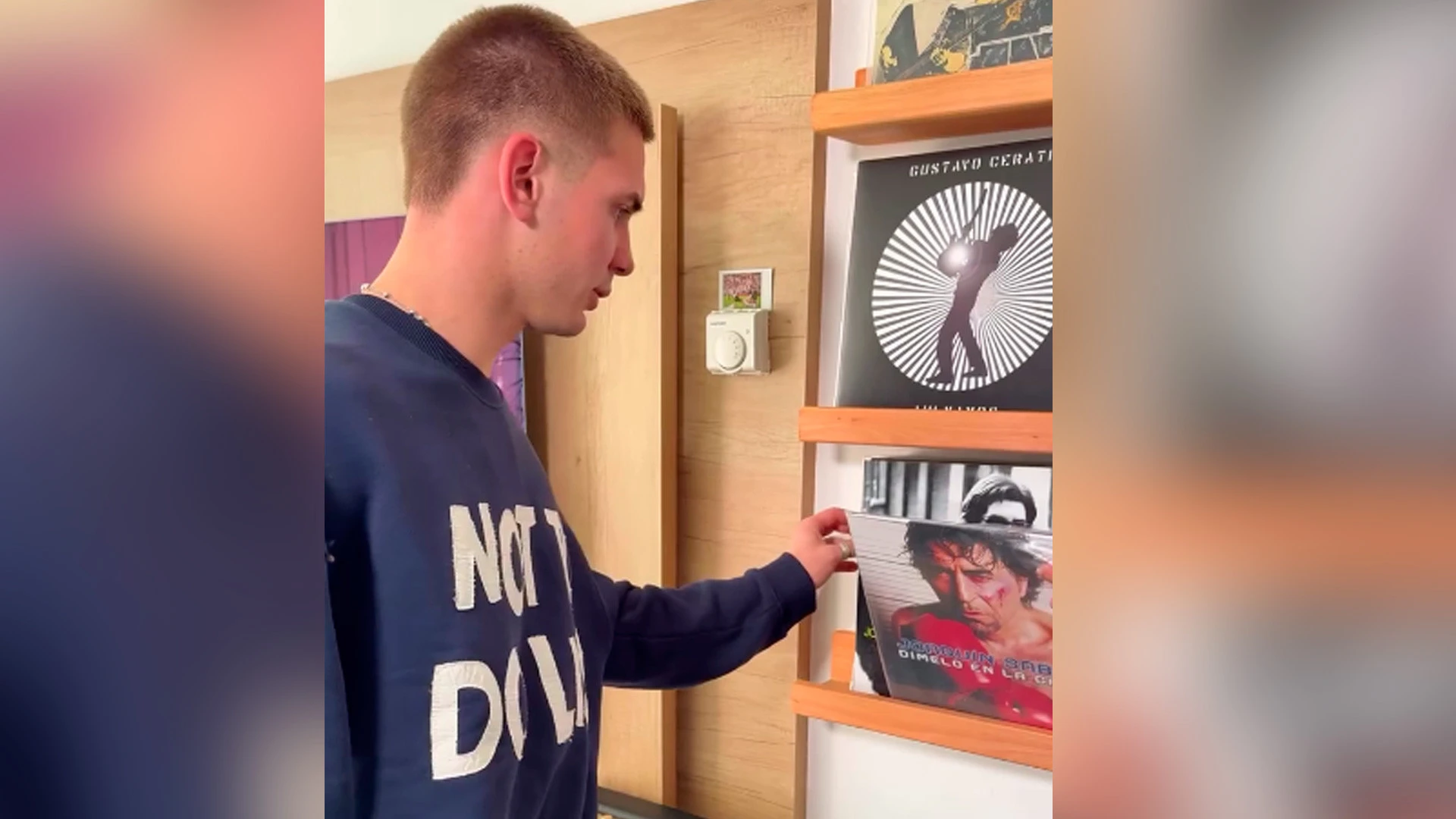 Franco Mastantuono sorprende con una gran colección de vinilos y su pasión por Sabina
