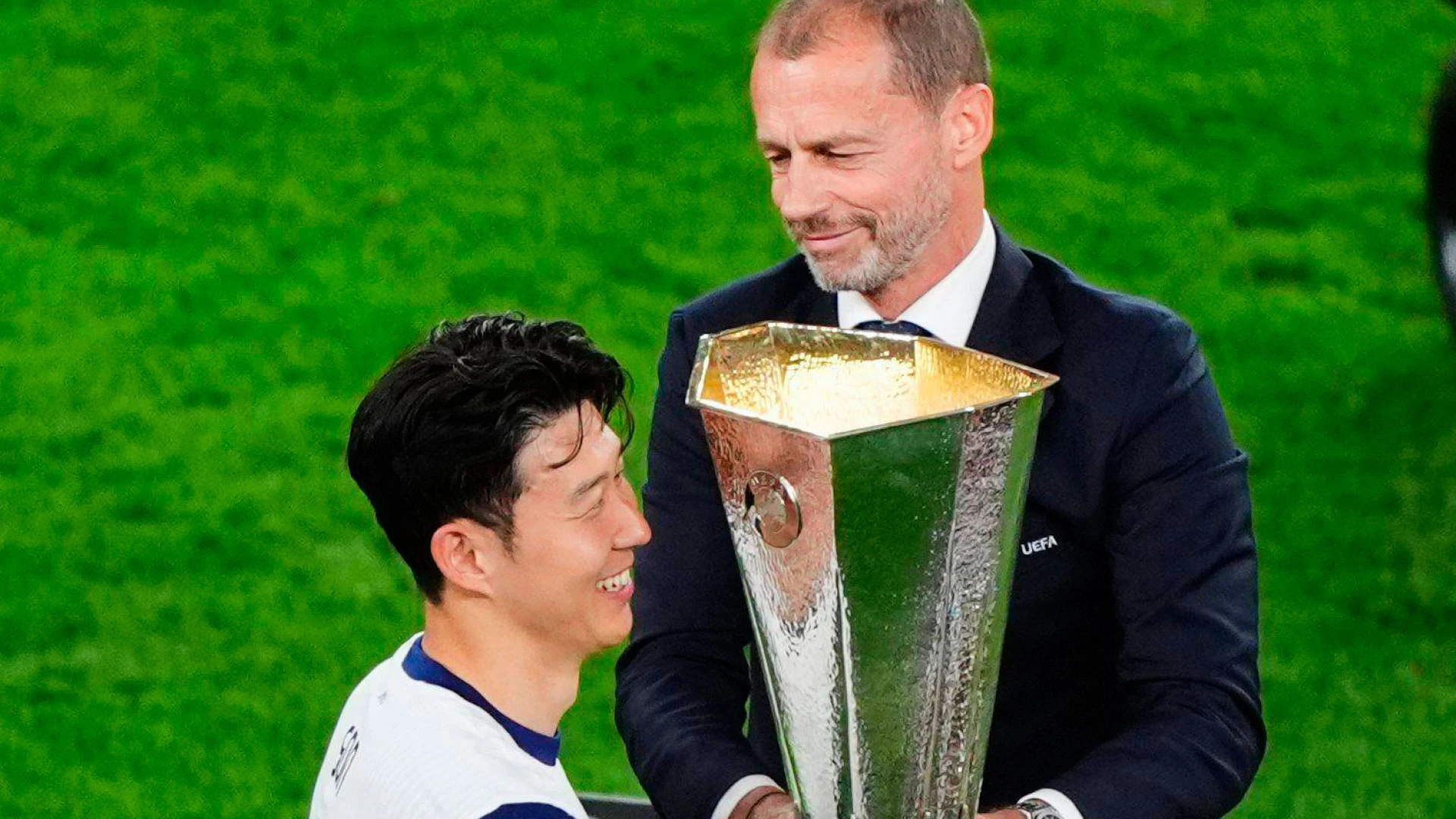 El detalle más surrealista de la final de la Europa League: Son se quedó sin medalla
