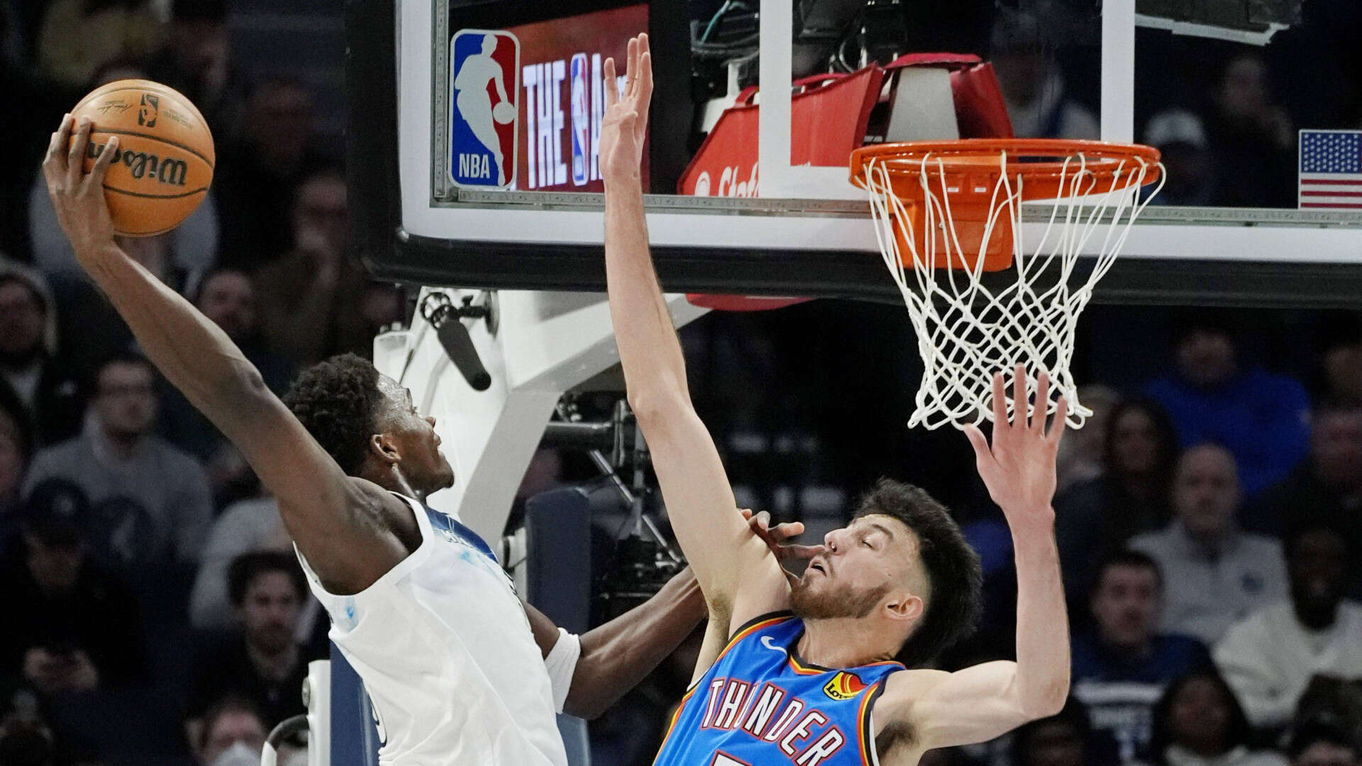 Los Thunder se la pegan en Minnesota; Dallas gana sin Doncic ni Davis