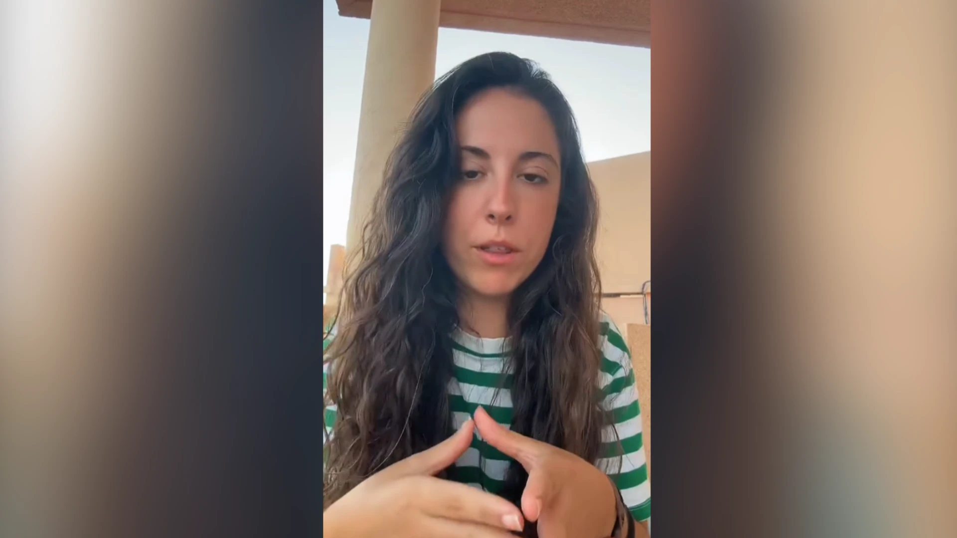 Pone un anuncio para dar clases de matemáticas y la oferta que le hacen le deja 