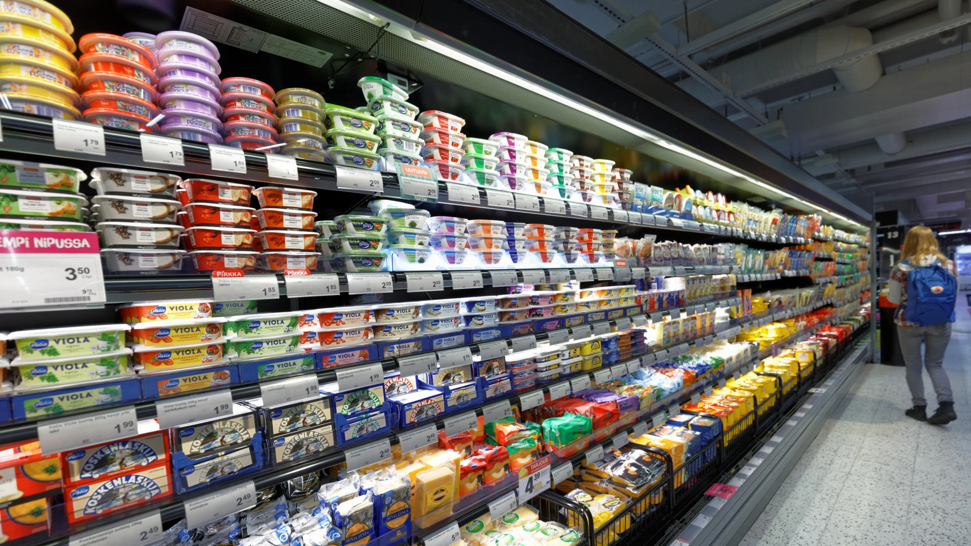 Un español que vive en Finlandia muestra lo que puede comprar en el super con 10 euros: 