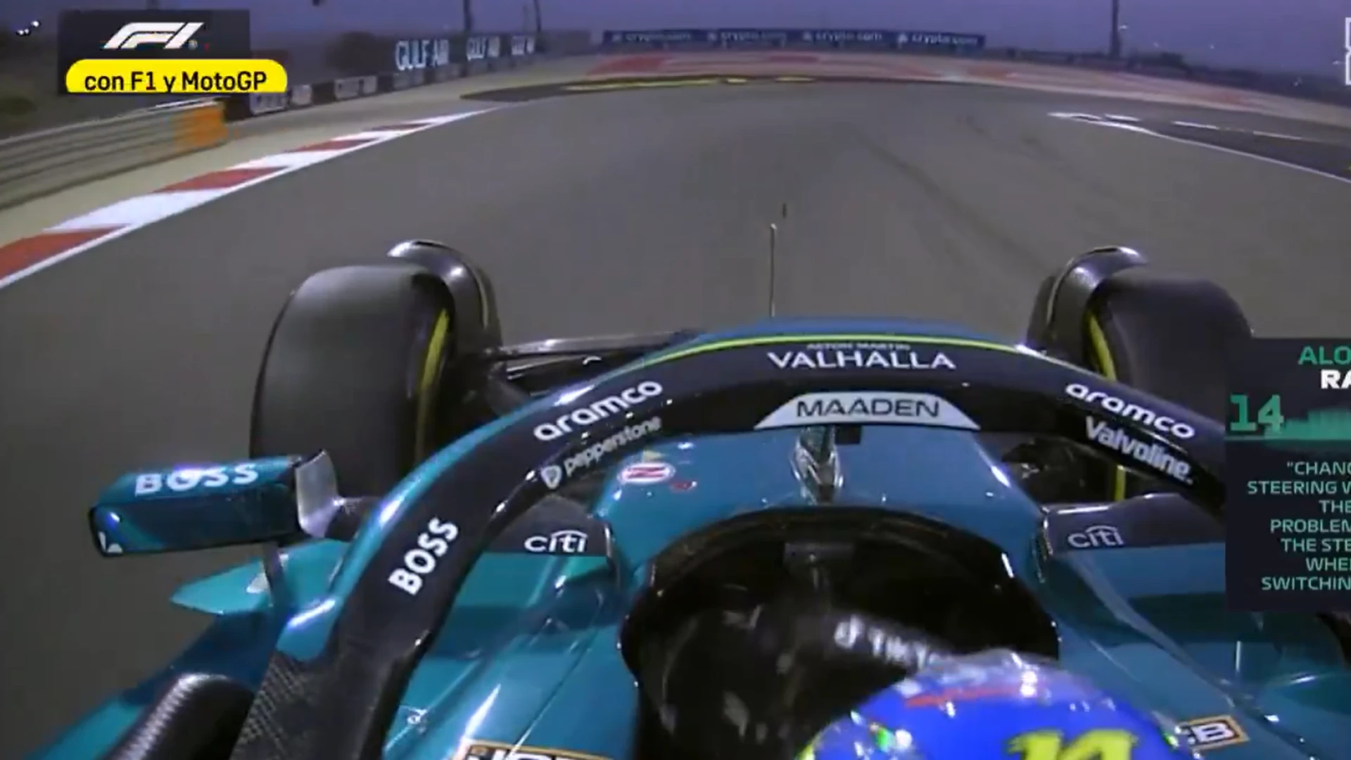 La imagen insólita de Fernando Alonso en el GP de Baréin: se queda con volante en la mano