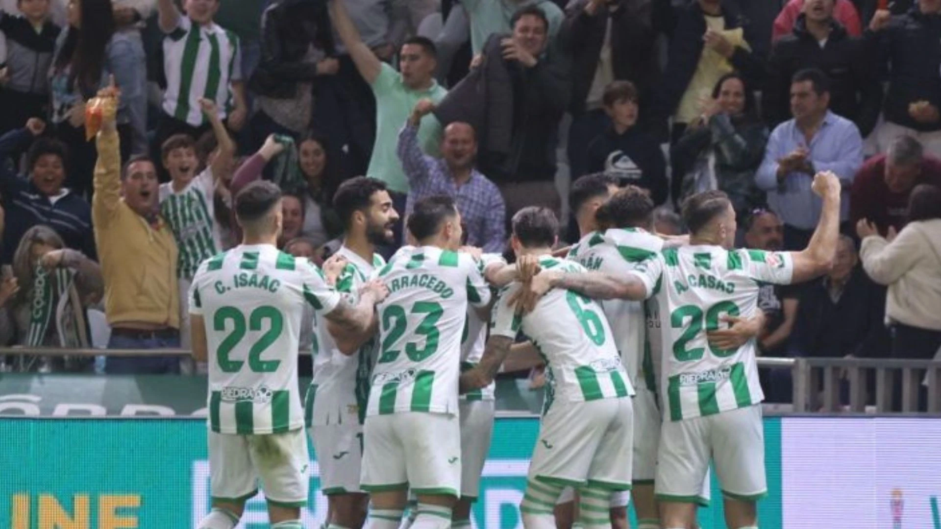 El Córdoba no permite ganar al Levante y se apunta a la lucha por el 'playoff'