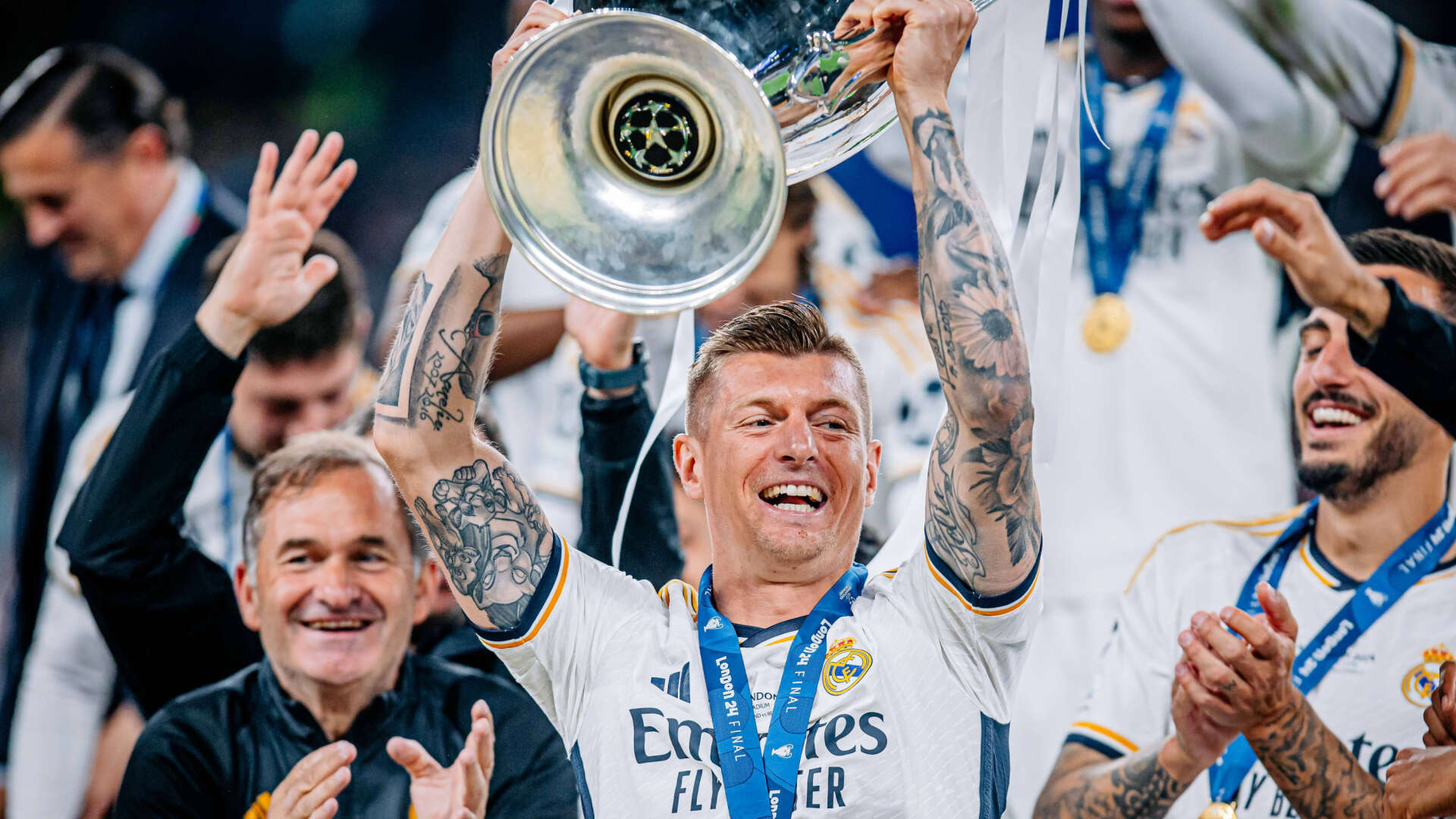 Kroos: 