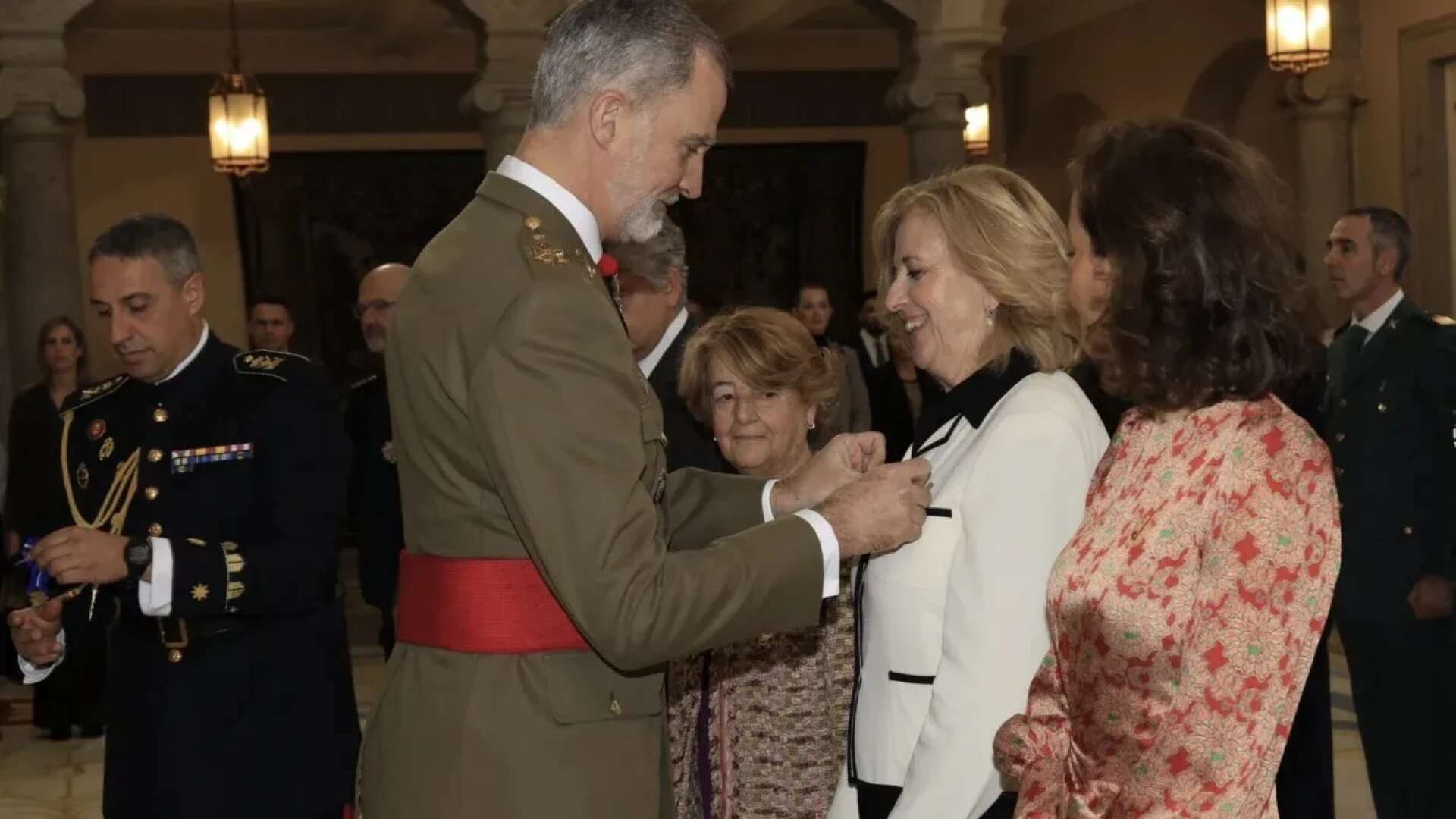 María Renovales, secretaria general de Fad Juventud, condecorada con la Orden del Mérito Civil