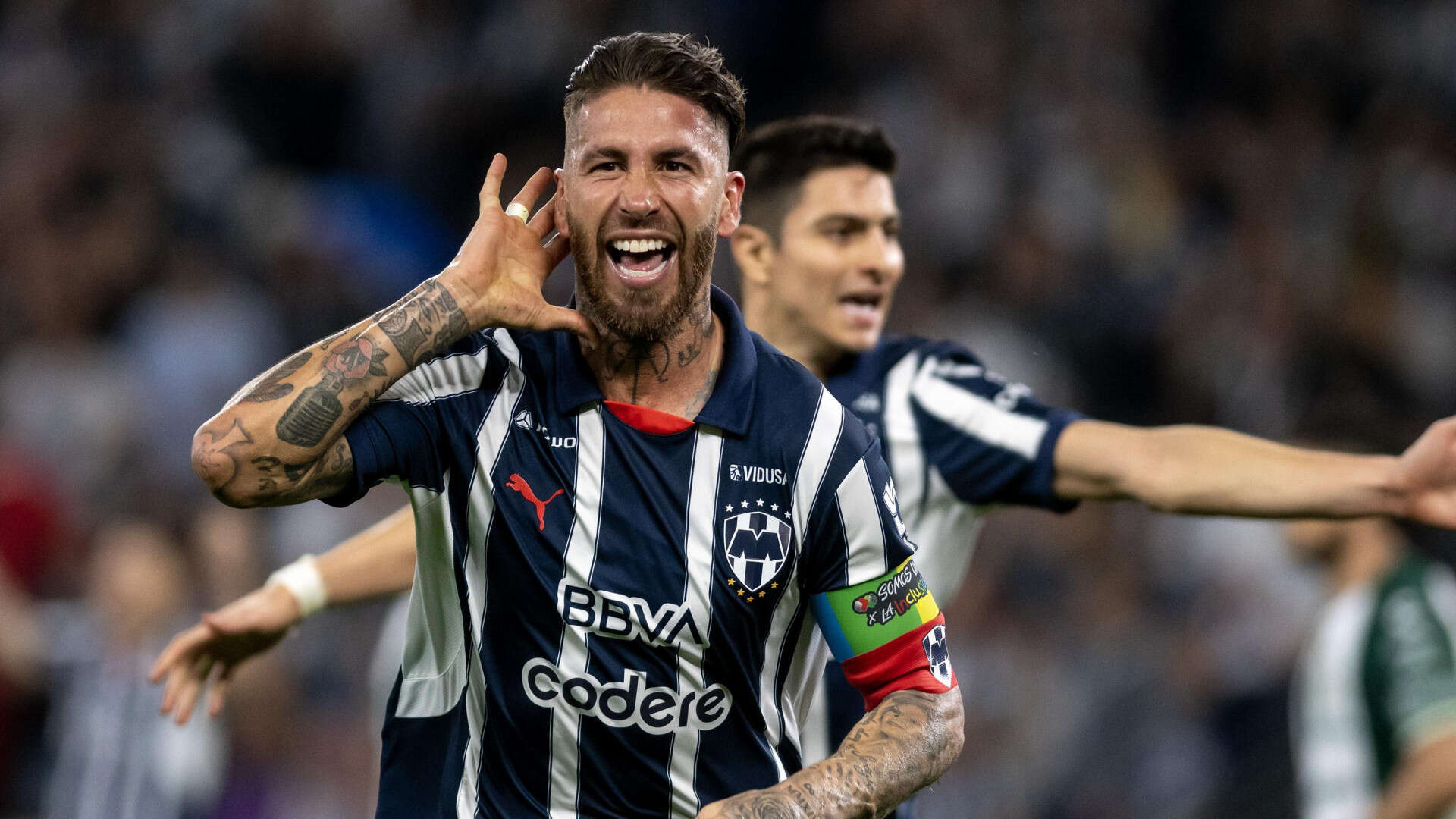 Sergio Ramos marca su primer gol con Rayados de Monterrey