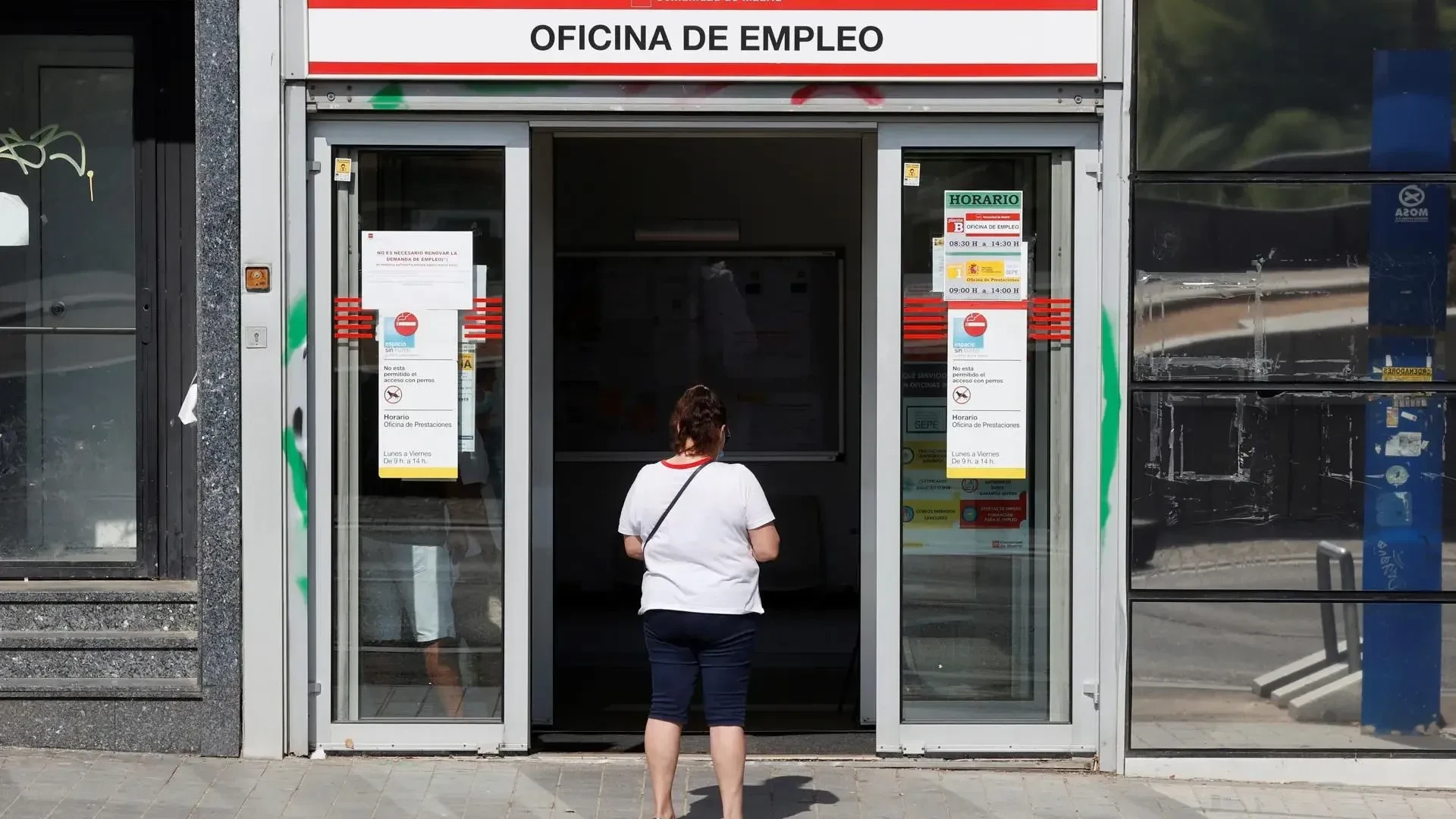 Lista completa de los 40 trabajos más amenazados por la inteligencia artificial y los 40 más seguros: hay muchas sorpresas
