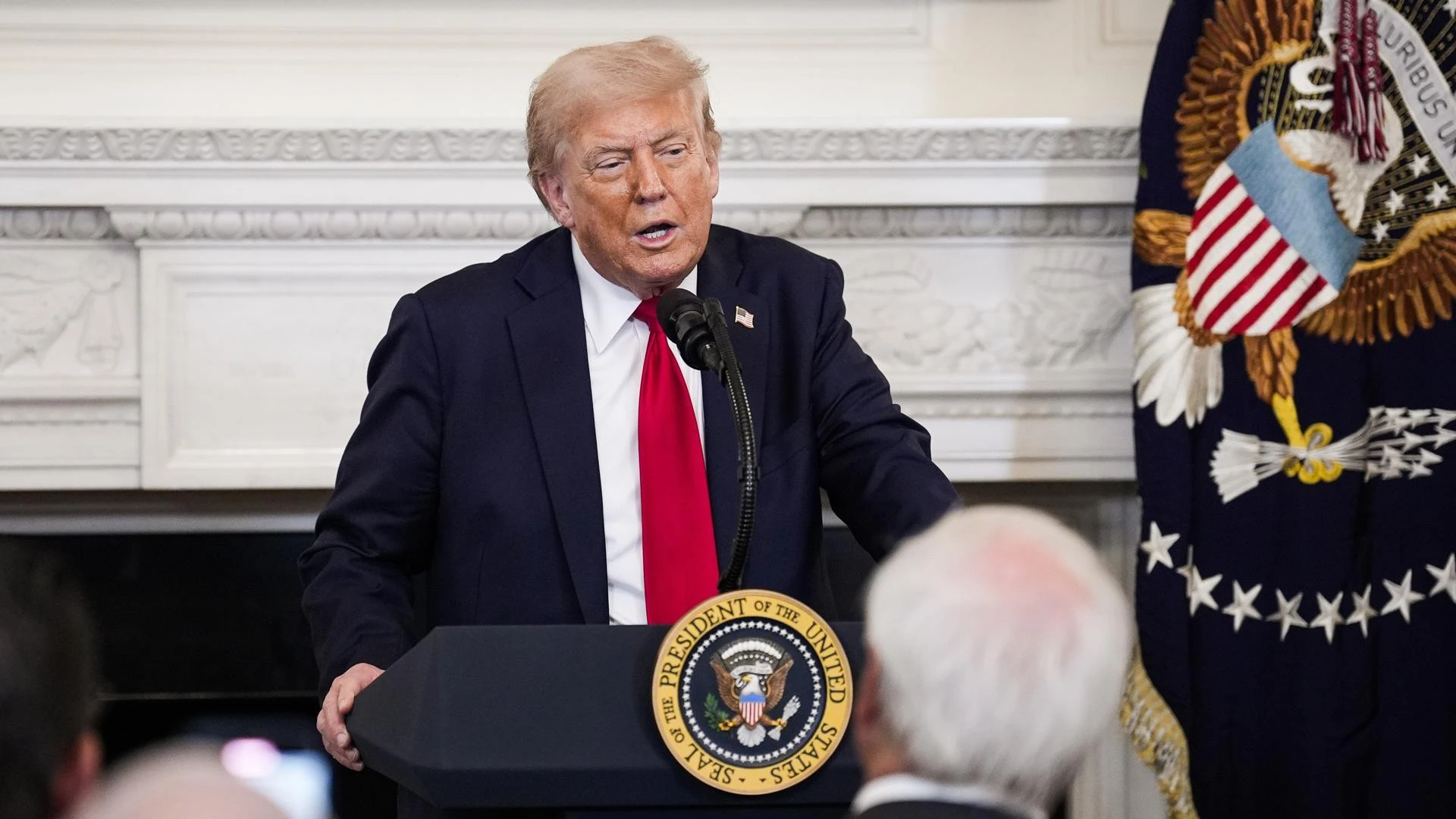 Donald Trump pide a un equipo de la NFL que cambie de nombre 