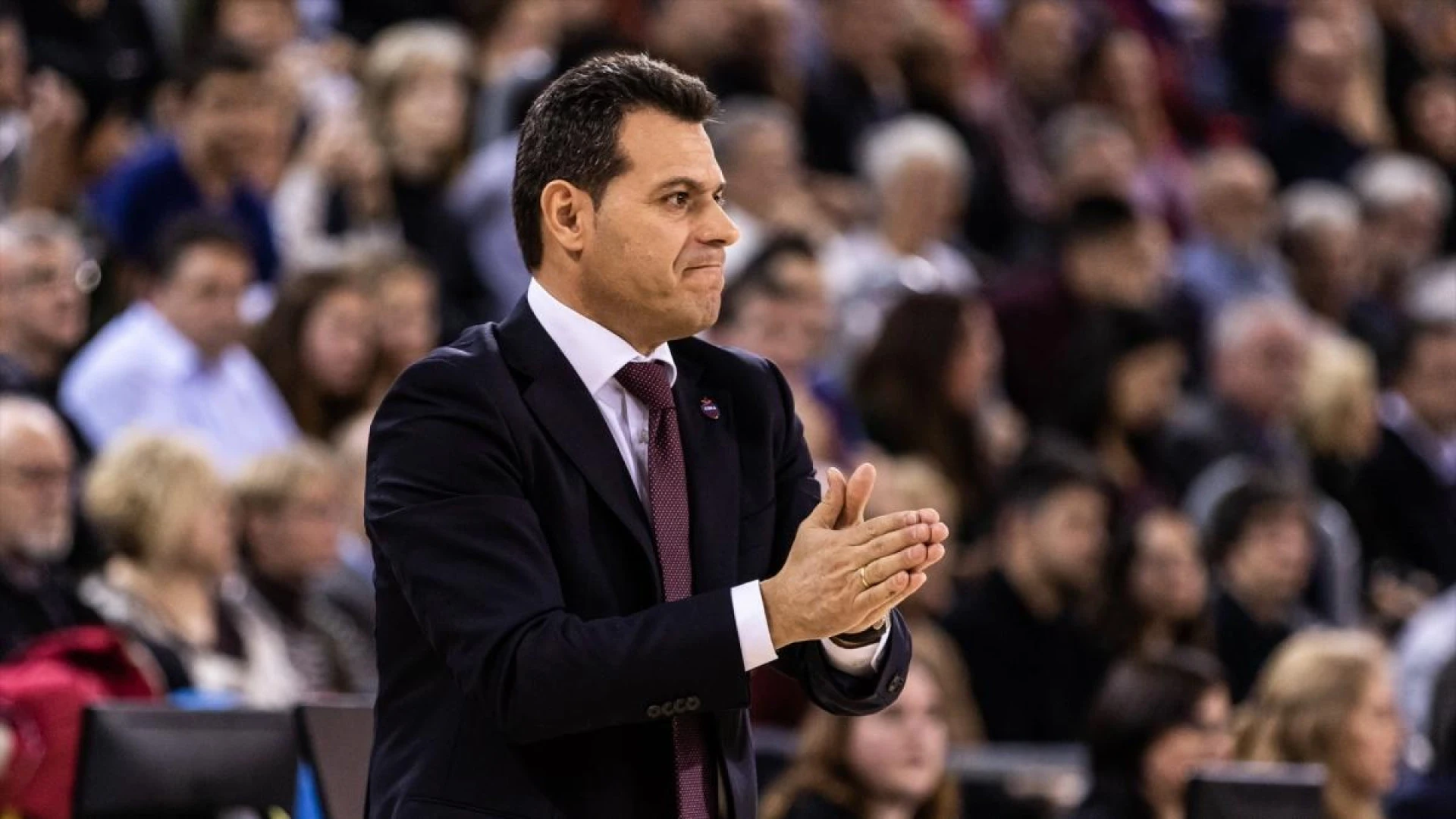 Misiles iraníes impactan sobre el edificio del técnico del Hapoel de Dimitris Itoudis