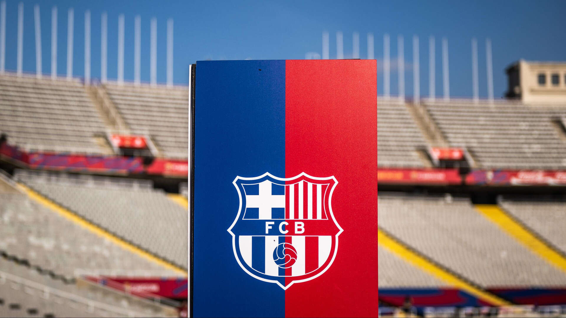 Al Barça se le atraganta la vuelta al Camp Nou: Seguirá en Montjuic, al menos hasta finales de abril