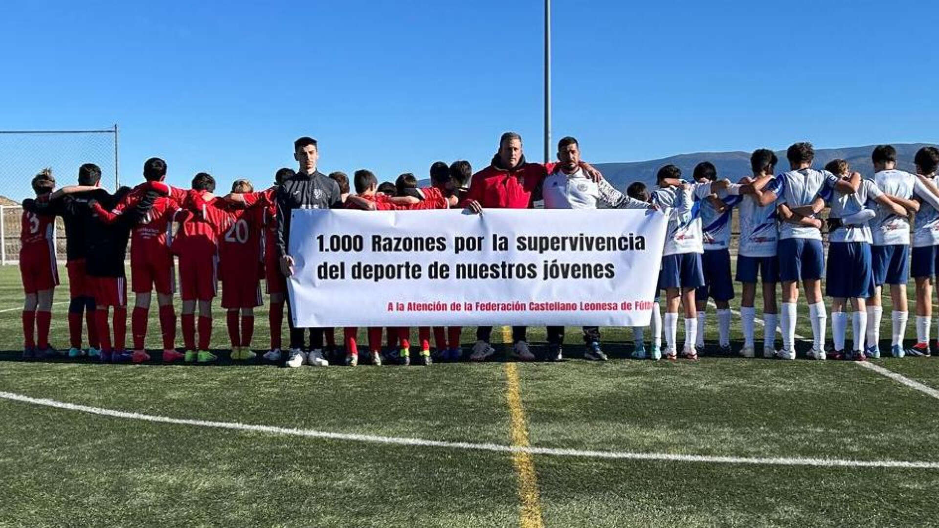 La 'Superliga' segoviana: 25 clubes le dan la patada a la Federación de Fútbol de Castilla y León y crean su propia competición