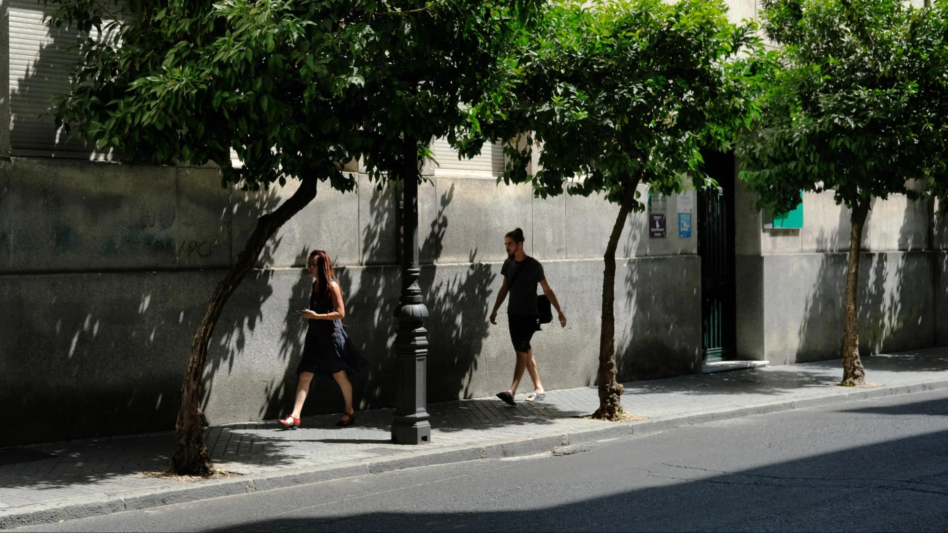 La herramienta, gratuita en España, con la que podrás ver en tiempo real dónde están todas las sombras de tu ciudad