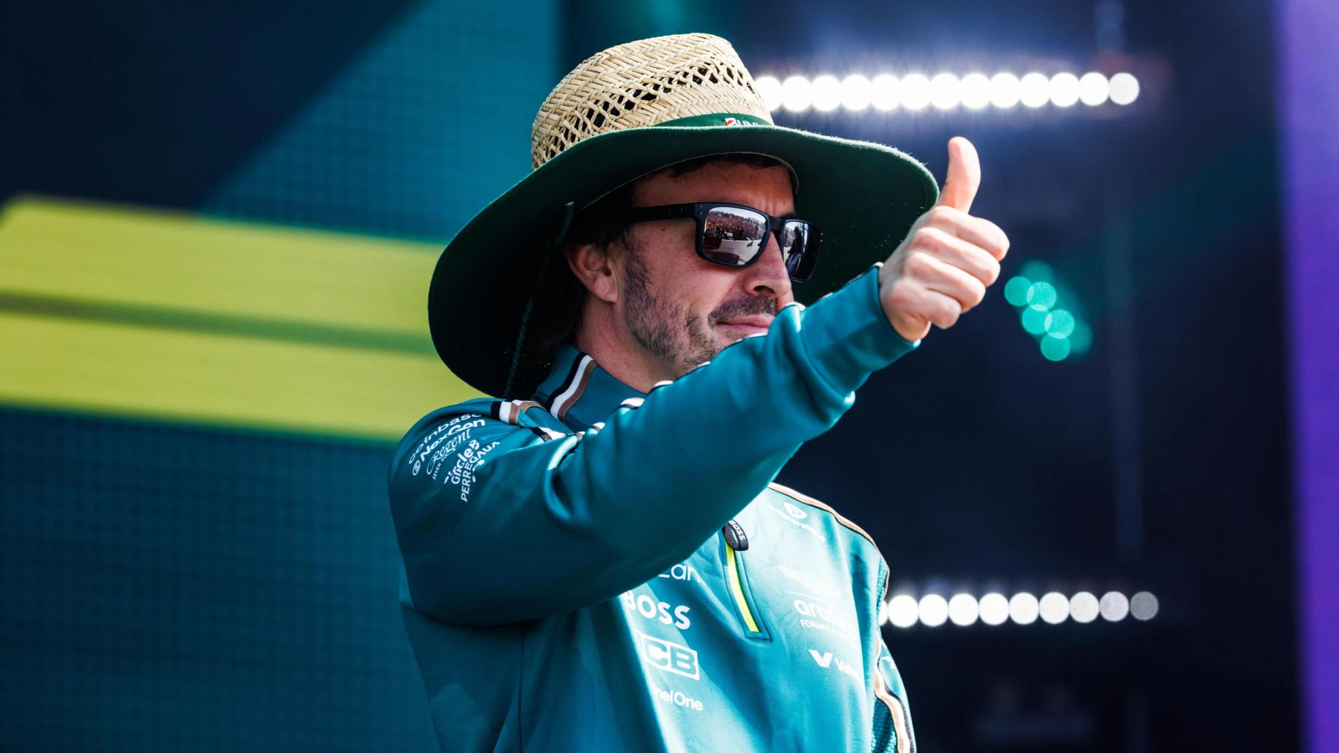 Fernando Alonso recupera la sonrisa: 