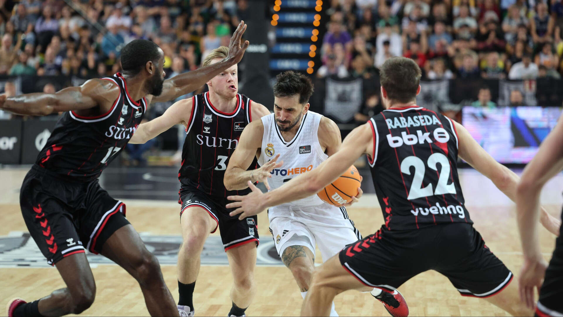 El Real Madrid se estrella en Bilbao; Unicaja sigue intratable; Granada se estrena