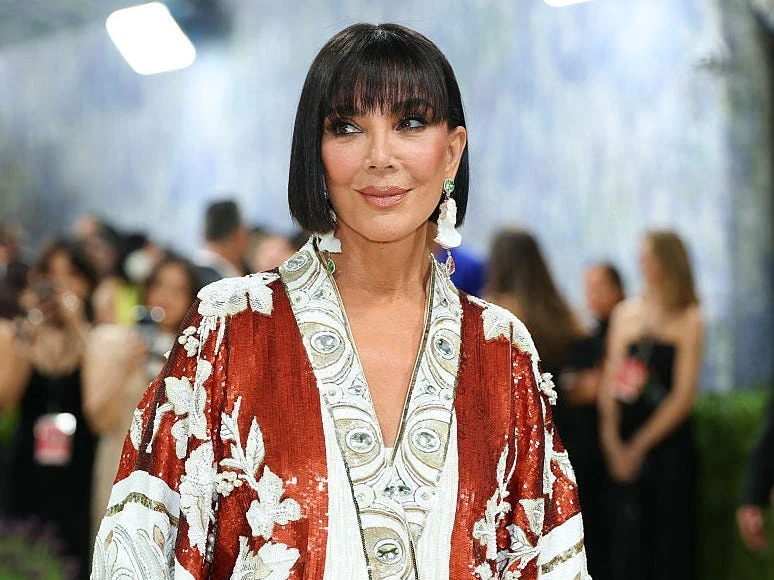Kris Jenner says her first divorce forced her to finally take control of her finances