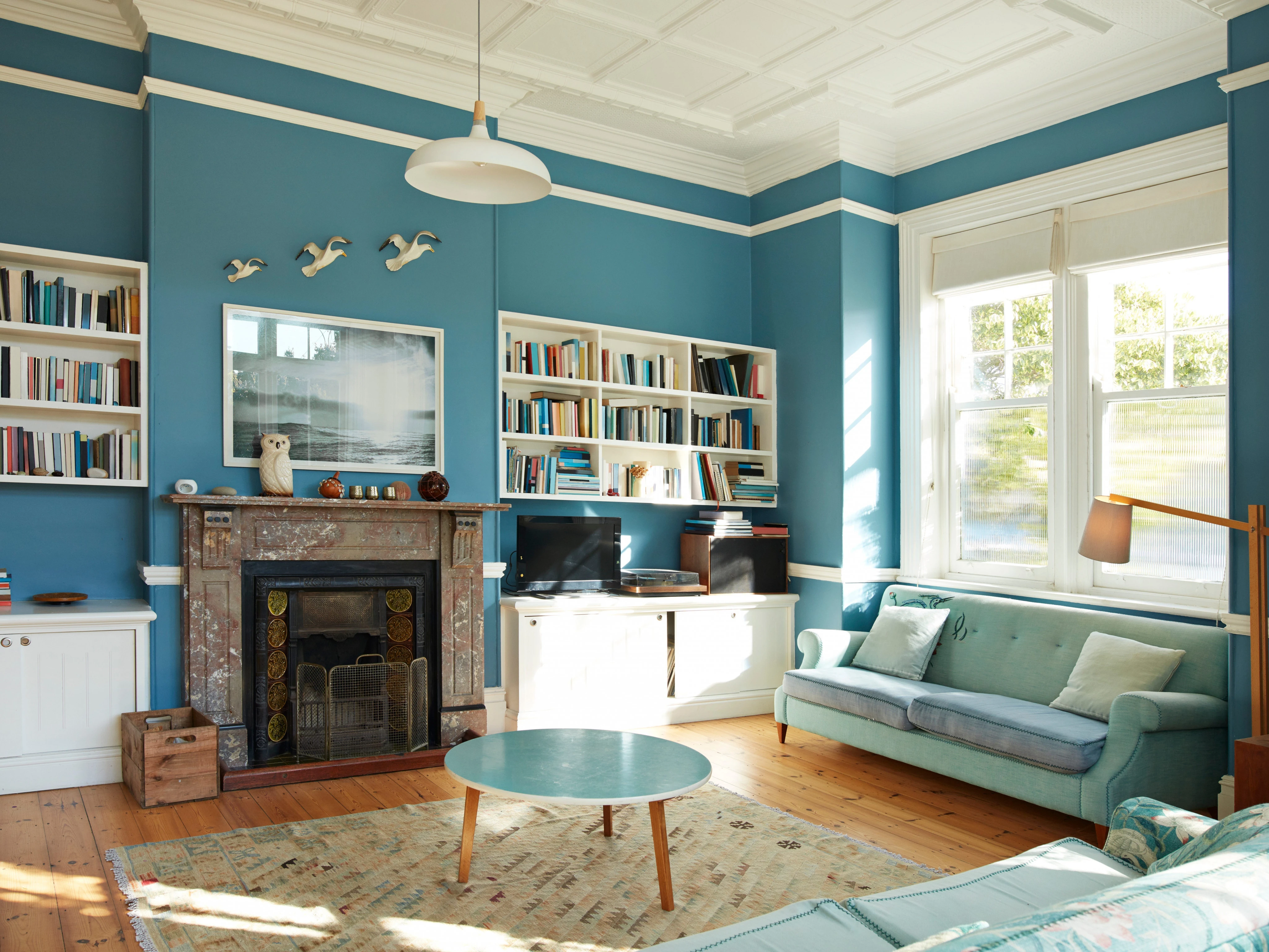 I'm an interior designer. Here are 7 things that should never be in your living room.