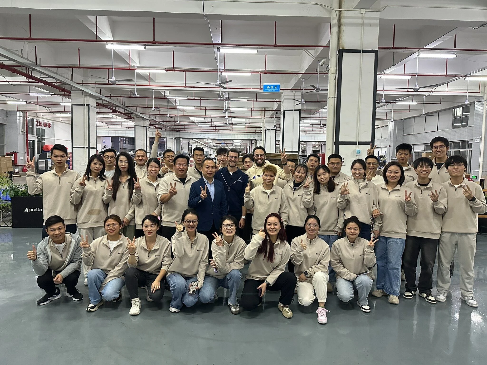 This logistics startup is getting 'buried in inbound' from brands after de minimis ended. It just raised $18 million. 