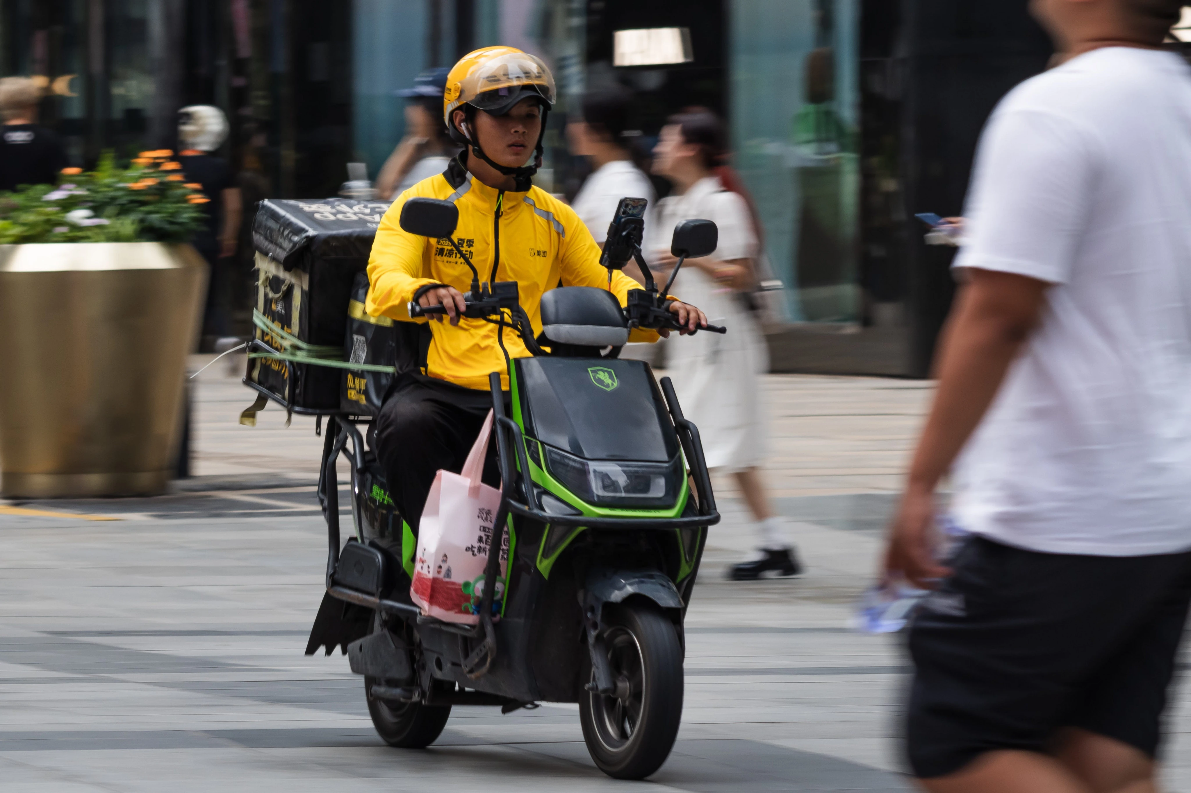 China's era of one-yuan lattes and cheaply delivered meals is cratering