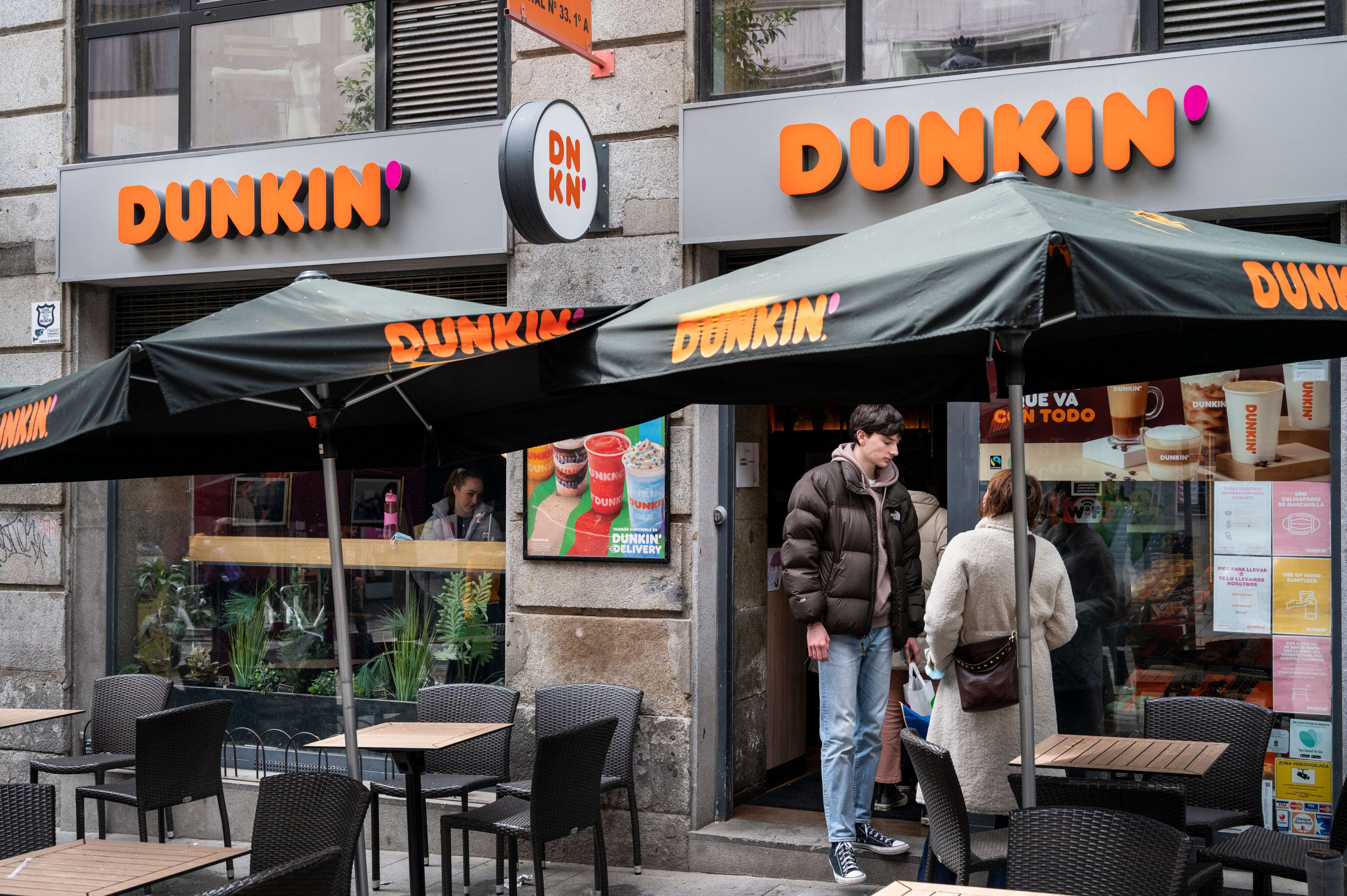 I tried Dunkin's new $6 value meal and got a full breakfast for half the price