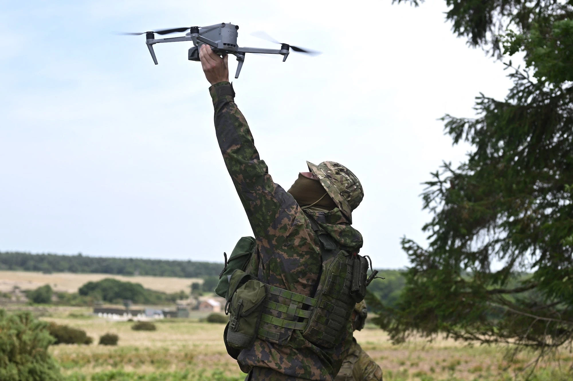 Ukrainian soldiers are being trained for bomb-dropping drones — with water balloons