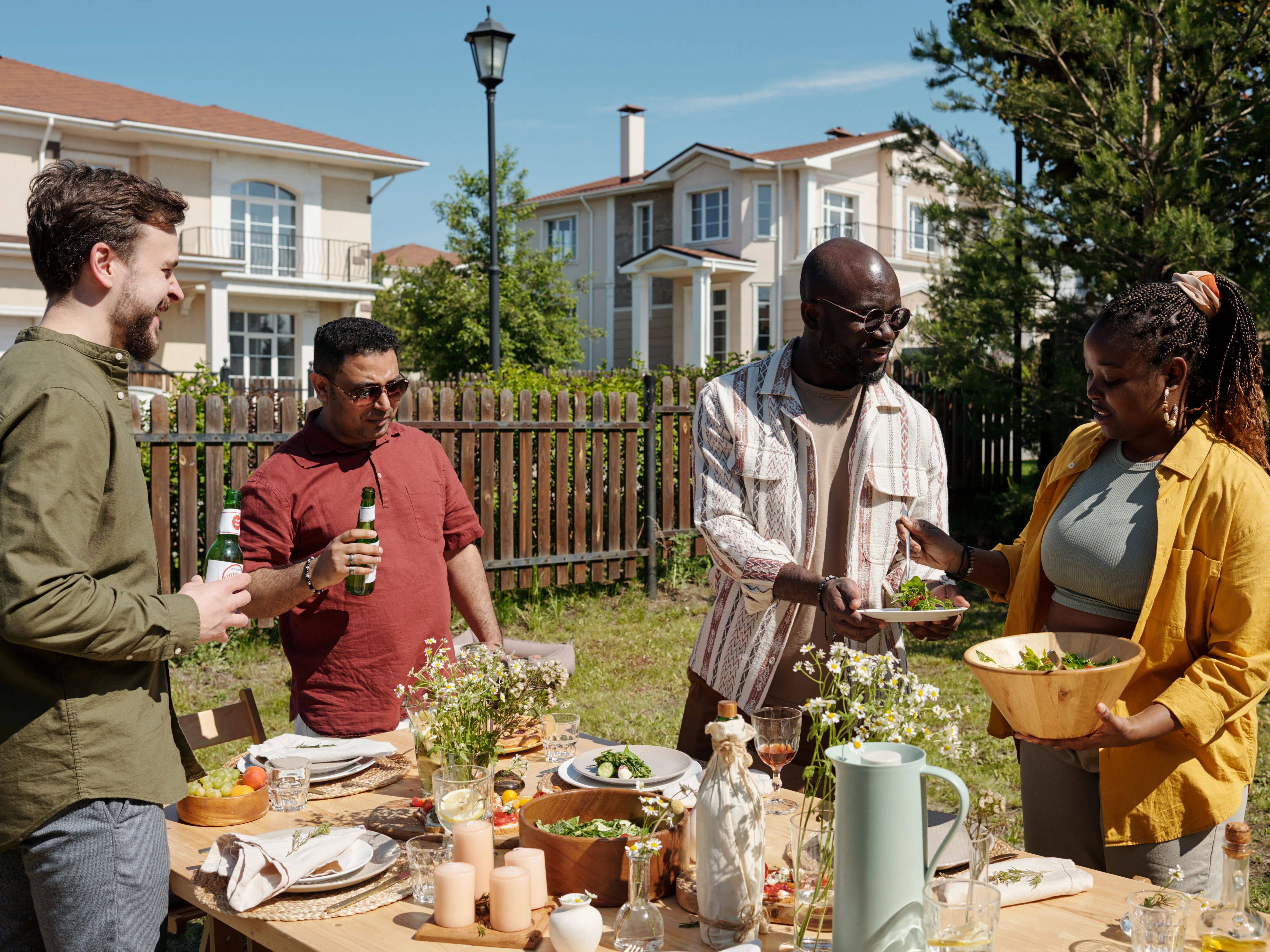 10 small hosting tricks to make Memorial Day cookouts feel effortless, according to private chefs