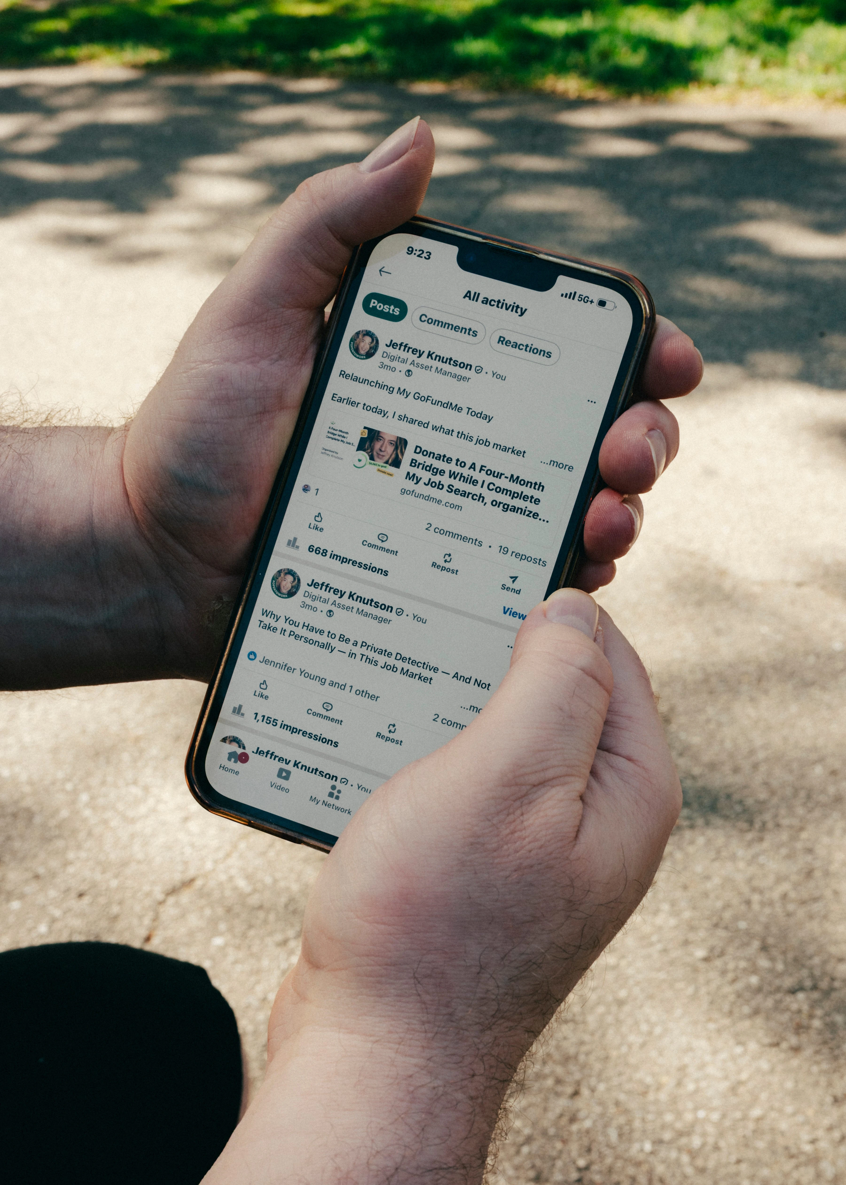 Some job seekers are running out of money — so they're sharing GoFundMe campaigns on LinkedIn.