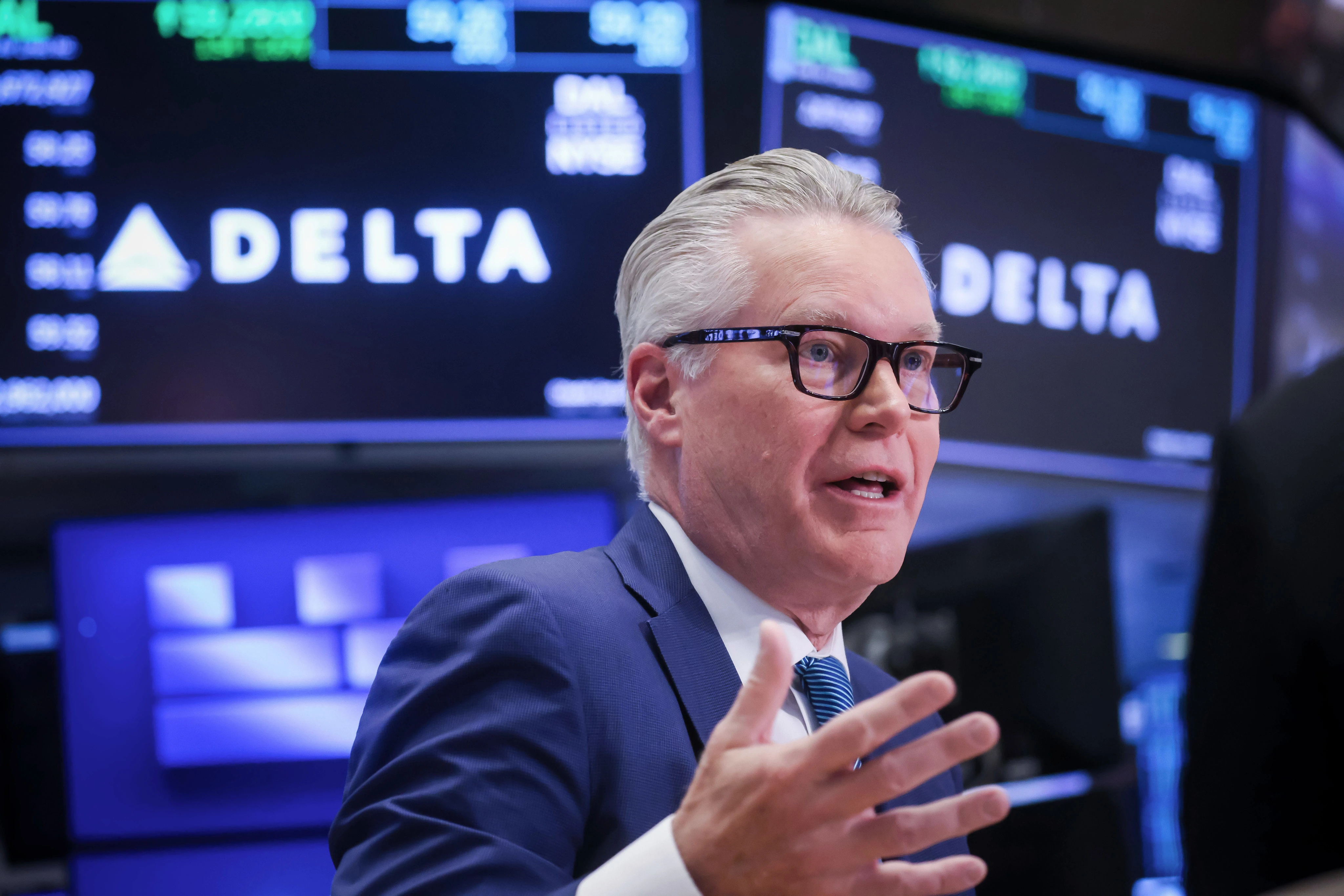 Delta CEO stands by his decision to choose Amazon over Elon Musk's Starlink for one main reason