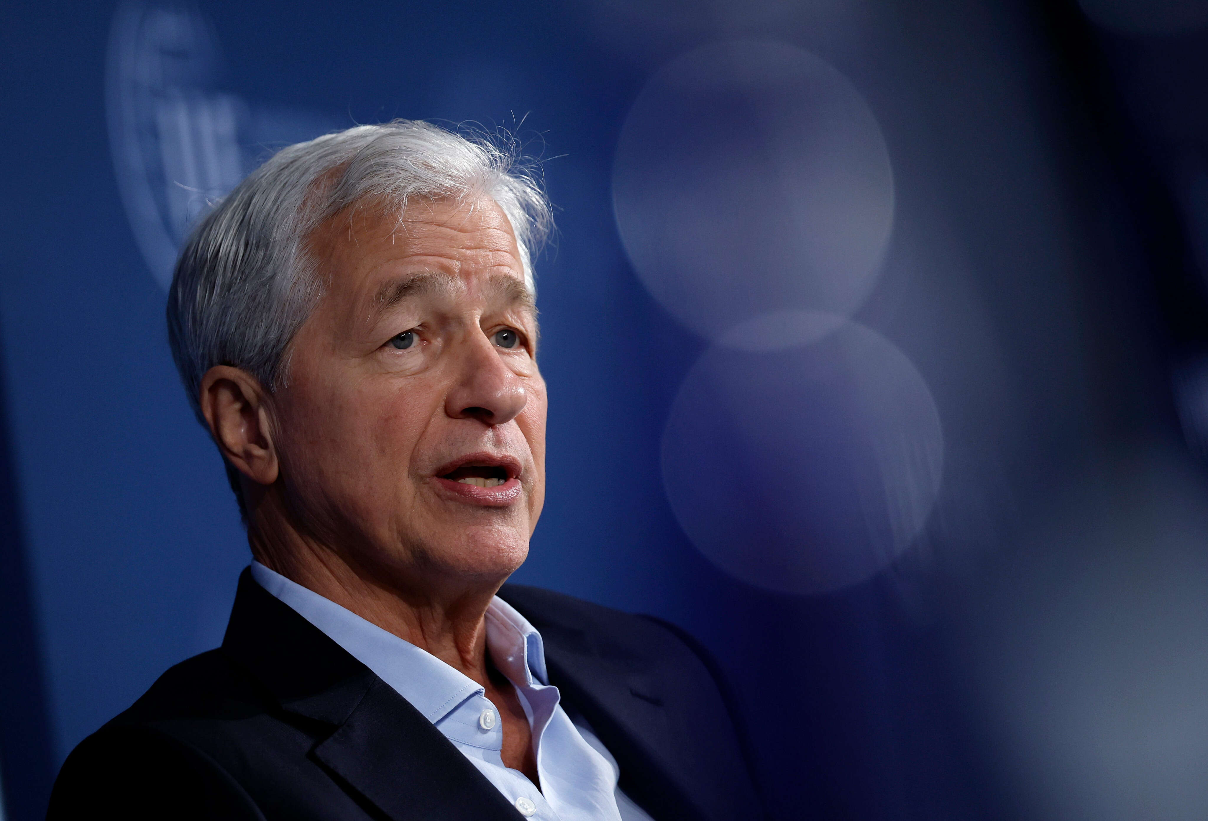 Jamie Dimon says bankers are 'dancing in the street' because they expect Trump to  cut red tape