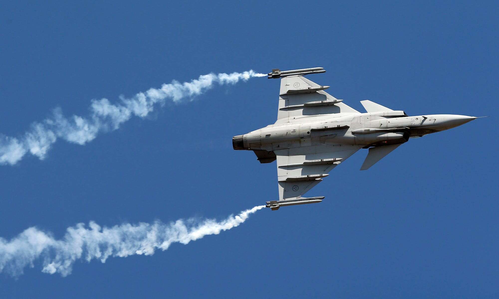 War in Ukraine would be a tough test of Sweden's Gripen, a jet made for a fight with Russia it's never seen