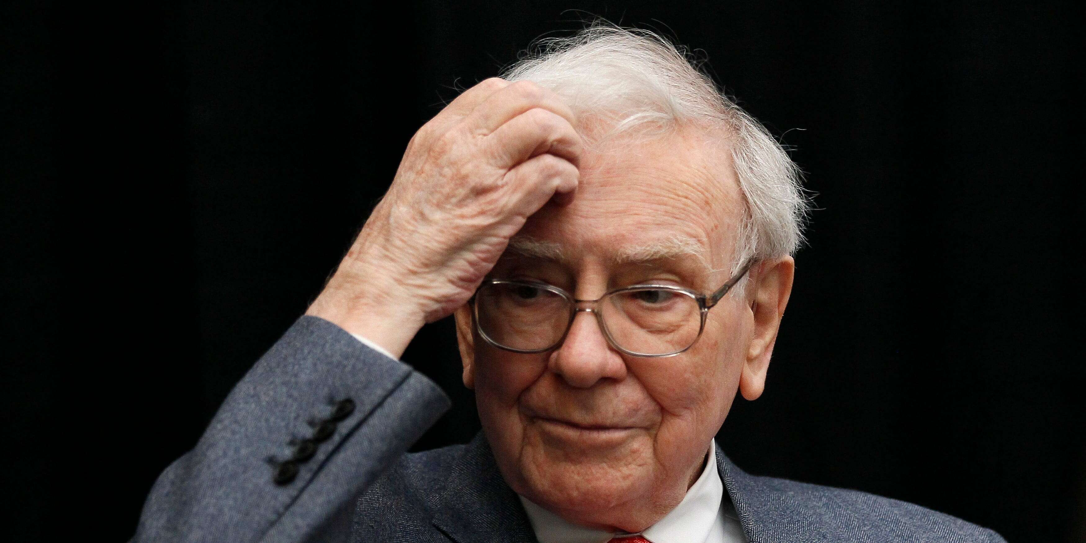 Warren Buffett tells people to buy an S&P 500 index fund. A celebrity tech investor says they face a 'rude awakening'