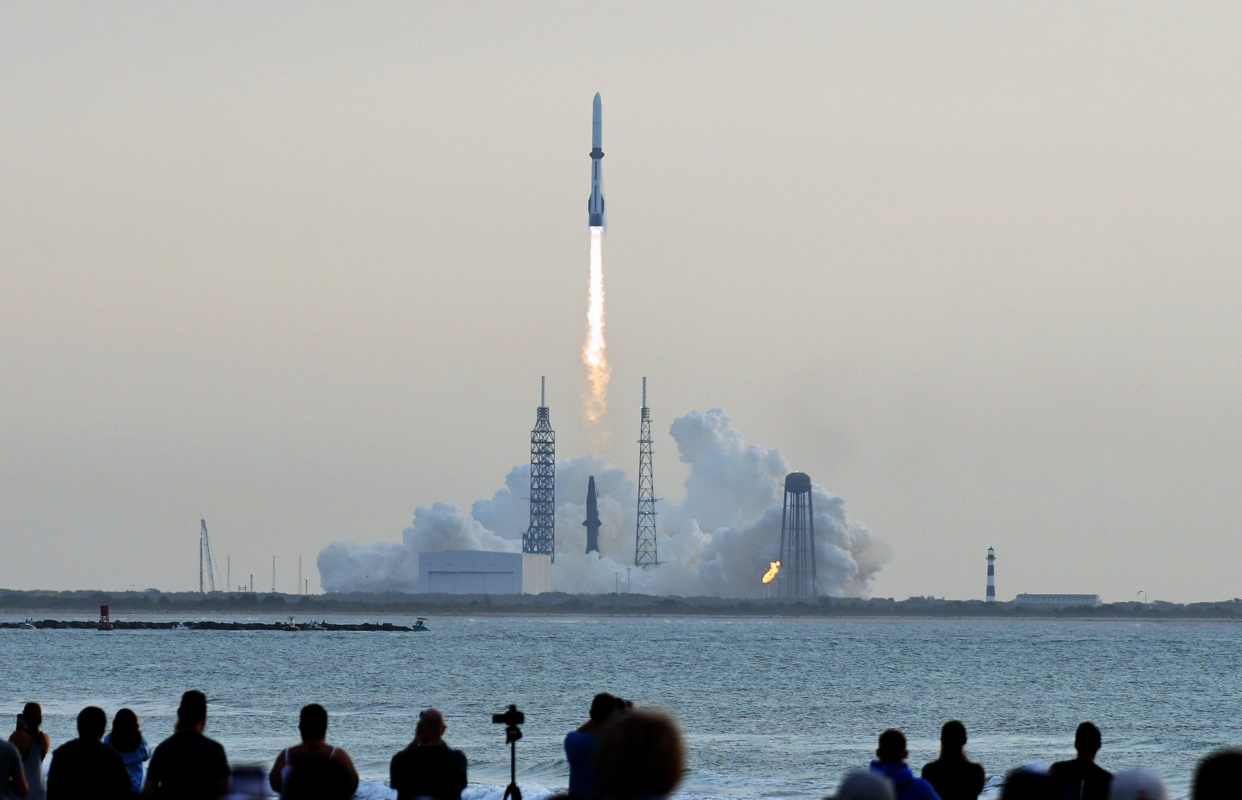 Blue Origin's commercial satellite launch did not go well