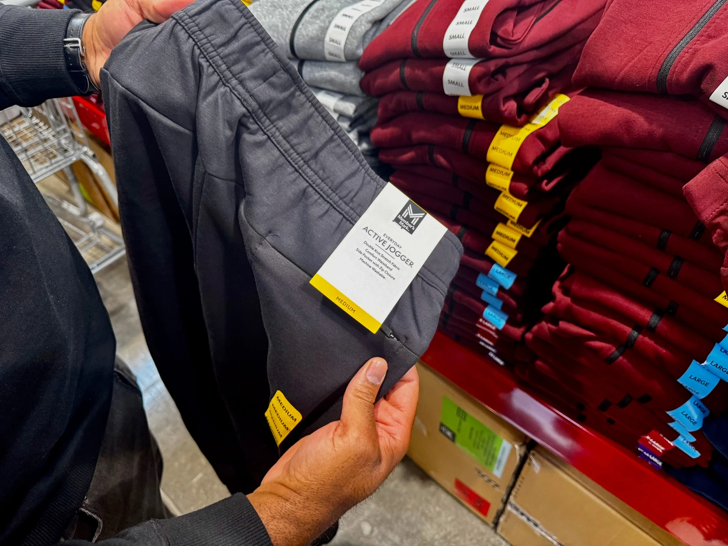 Walmart's warehouse club assembled a growing army of fans to help in its race against Costco
