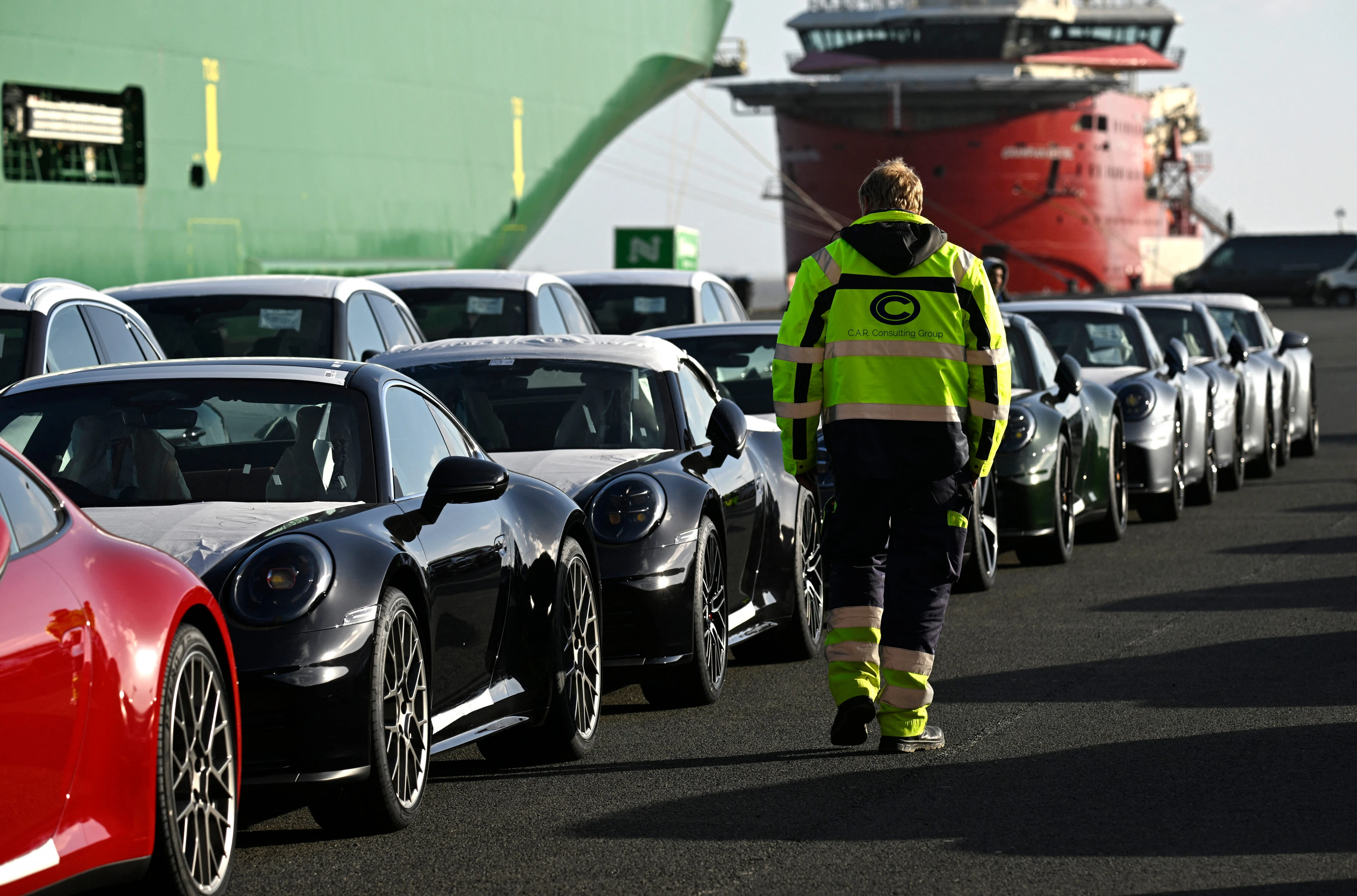 Trump says he's raising tariffs on European cars to 25%