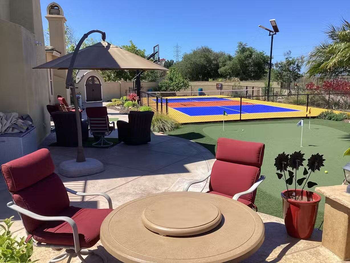 I rent out my backyard pickleball court to strangers. I've brought in $1,600 this year and even hosted a proposal. 